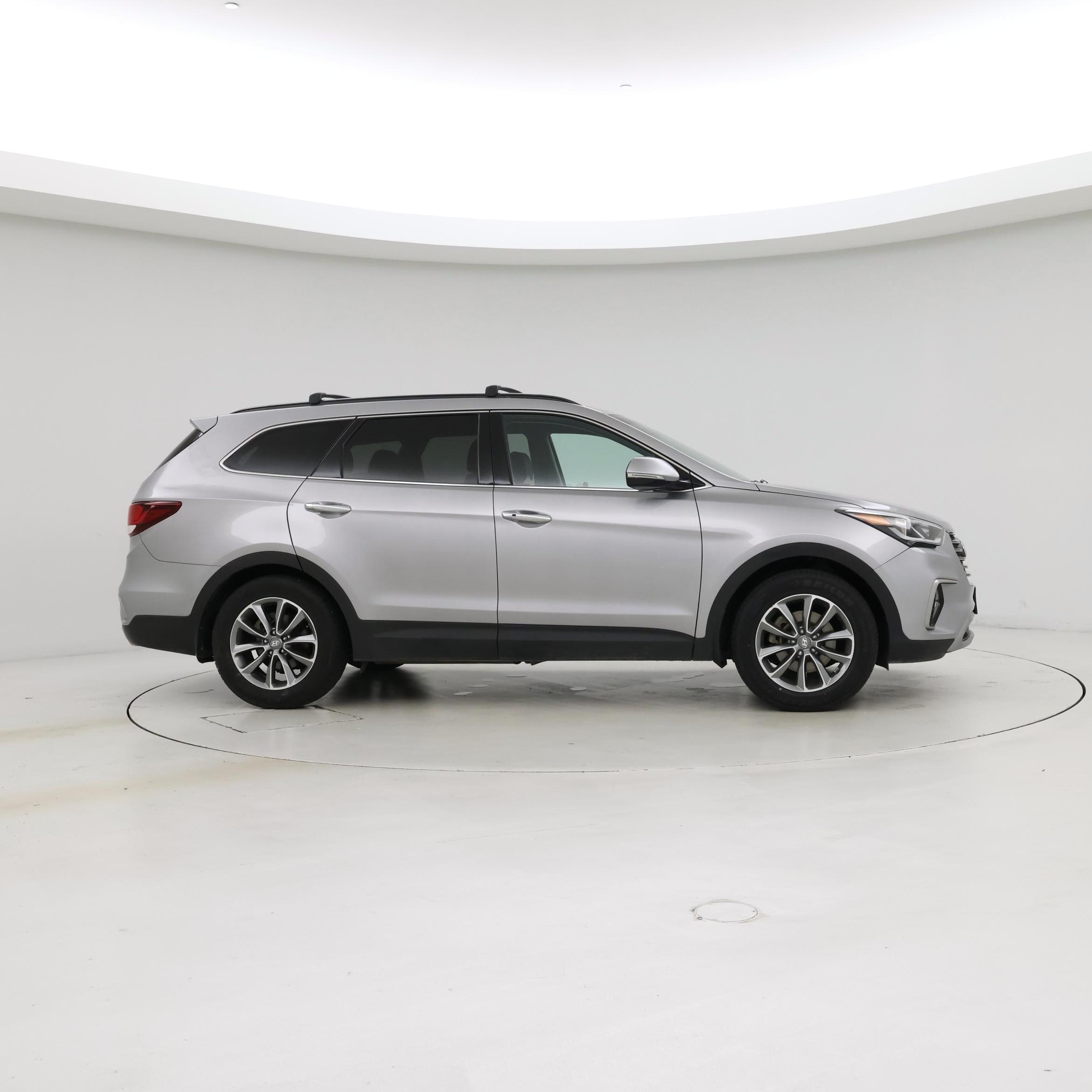 Thumbnail: 2019 Hyundai Santa Fe - 7
