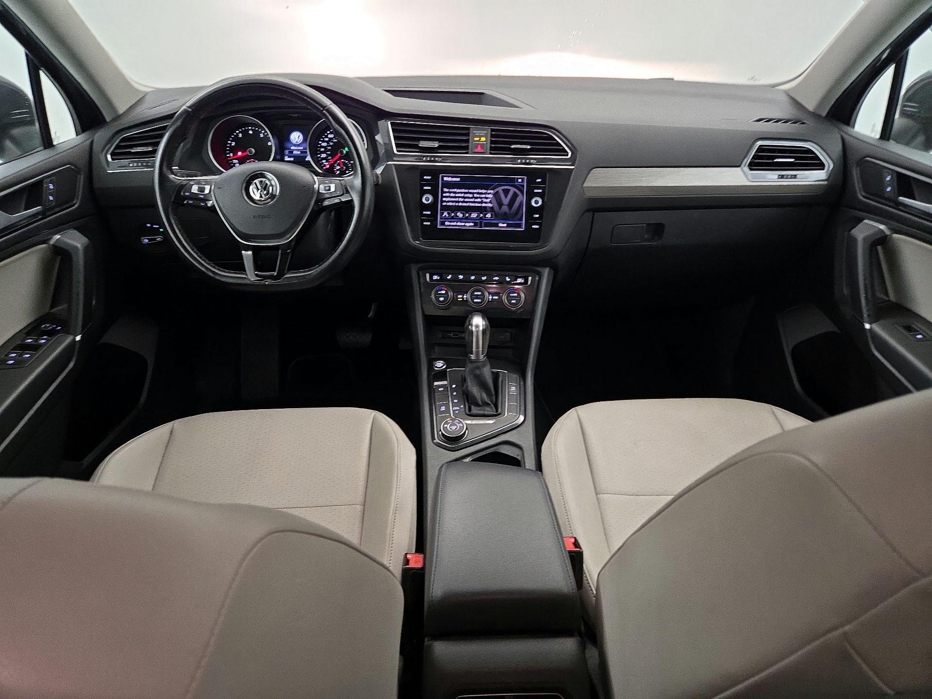 Thumbnail: 2018 Volkswagen Tiguan - 9
