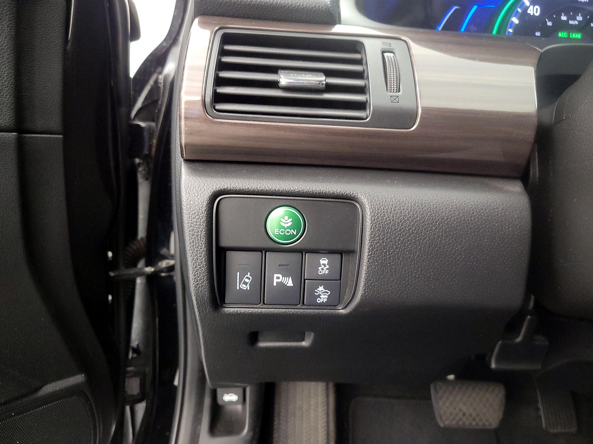 Thumbnail: 2017 Honda Accord - 13