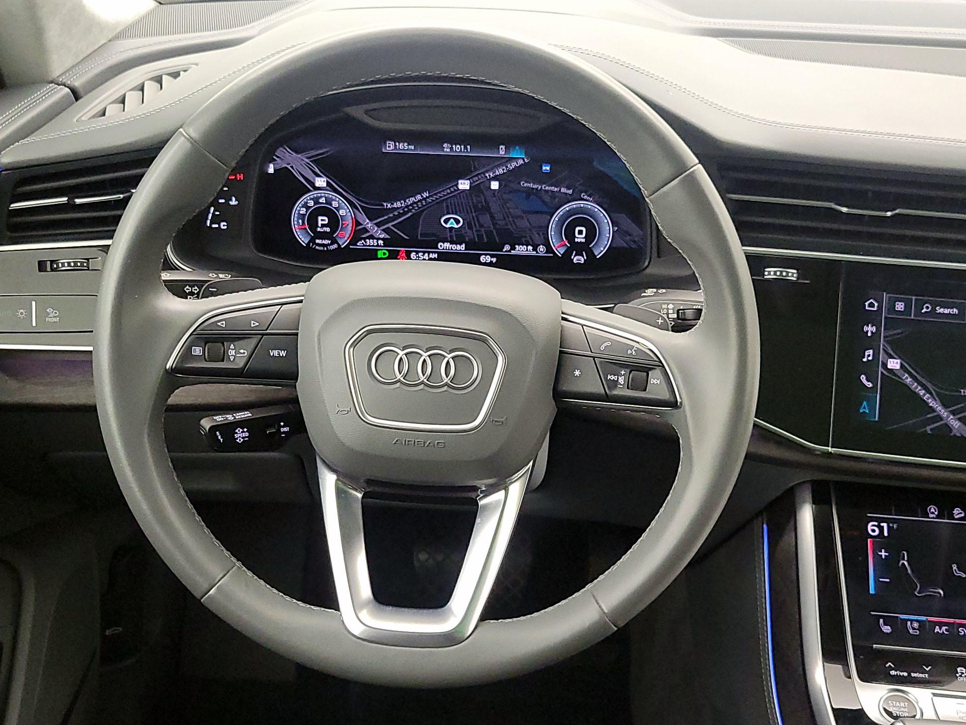Thumbnail: 2021 Audi Q8 - 10