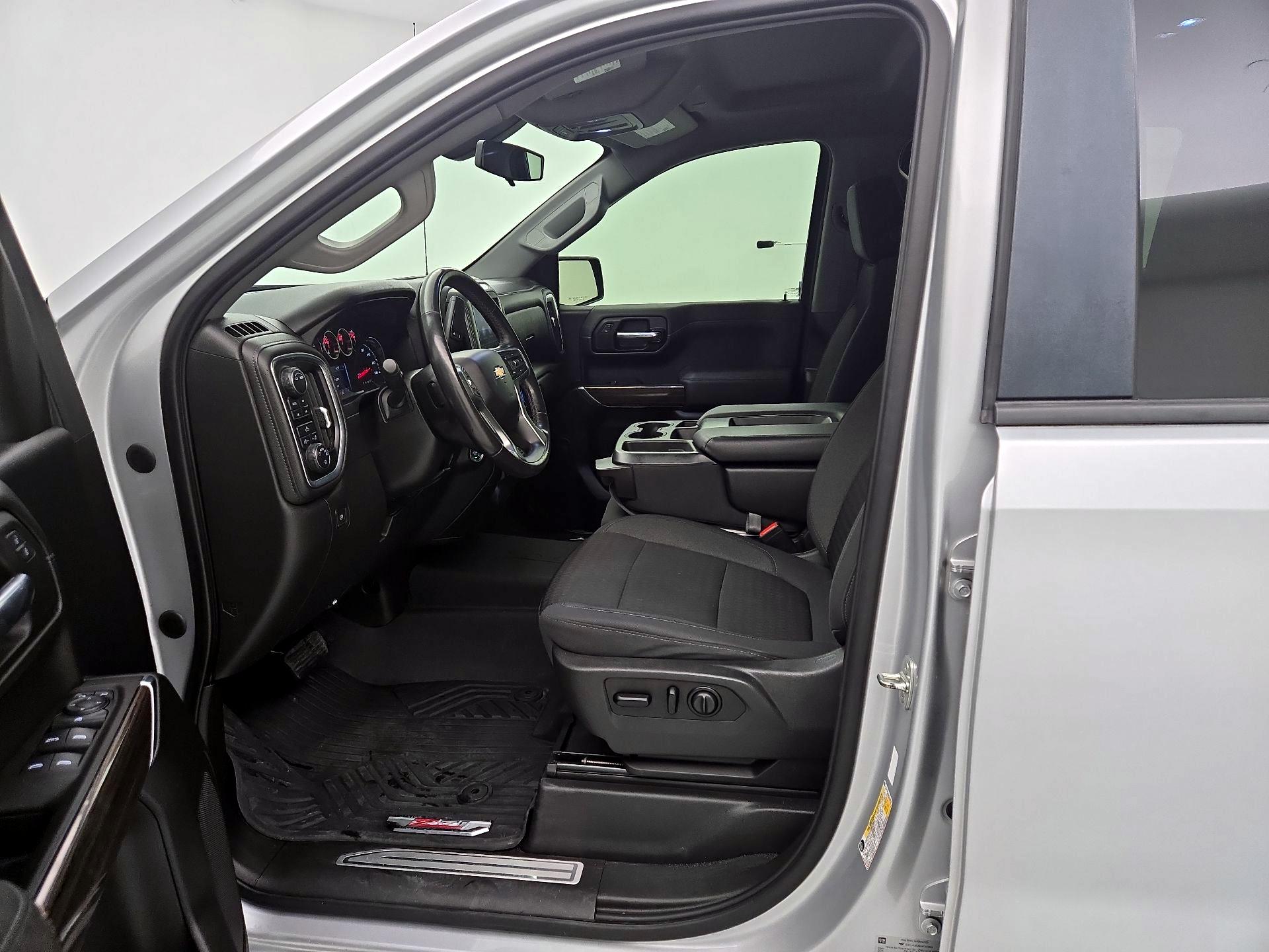 Thumbnail: 2021 Chevrolet Silverado 1500 - 11