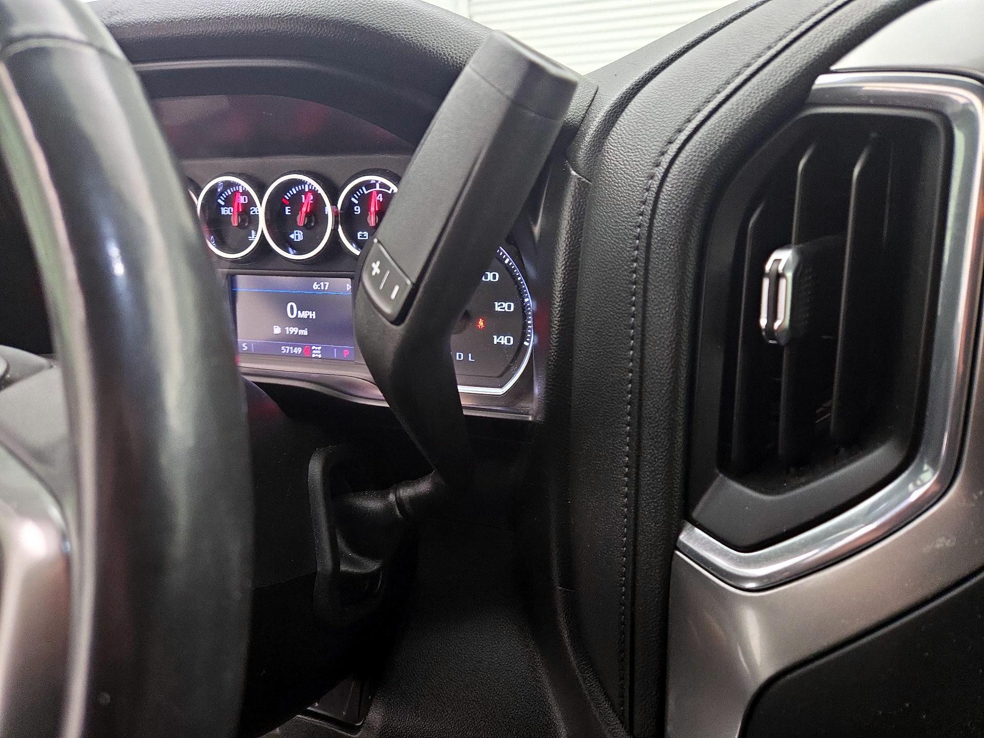 Thumbnail: 2021 Chevrolet Silverado 1500 - 17