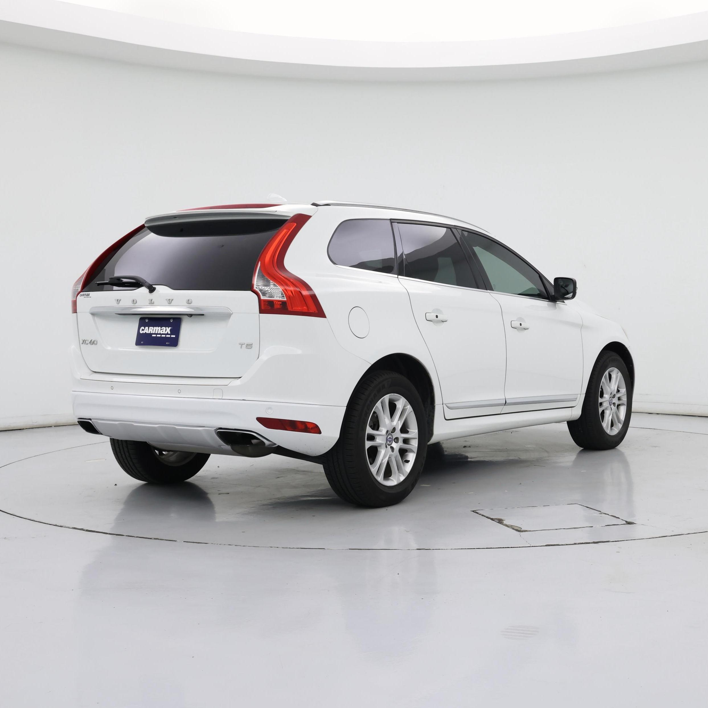 Thumbnail: 2016 Volvo XC60 - 8