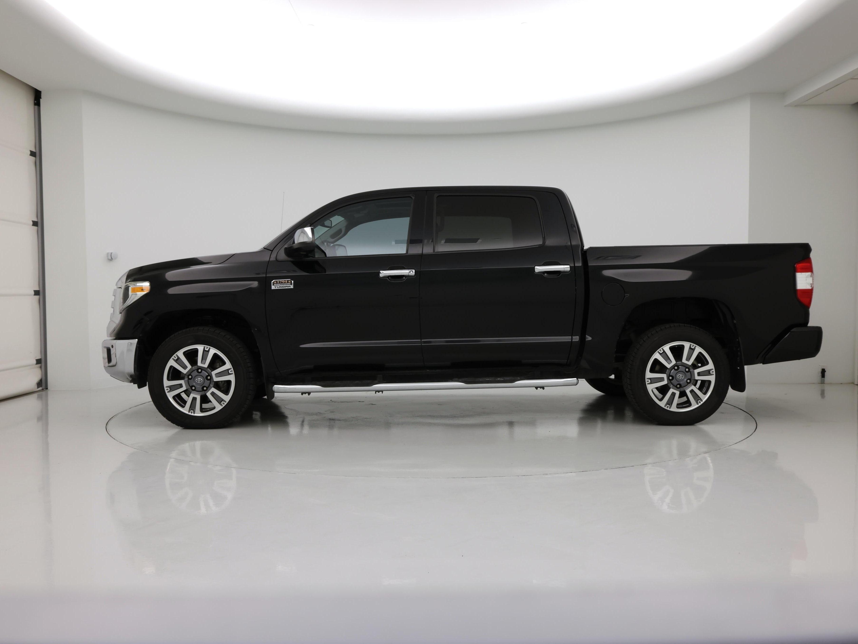 Thumbnail: 2019 Toyota Tundra - 3