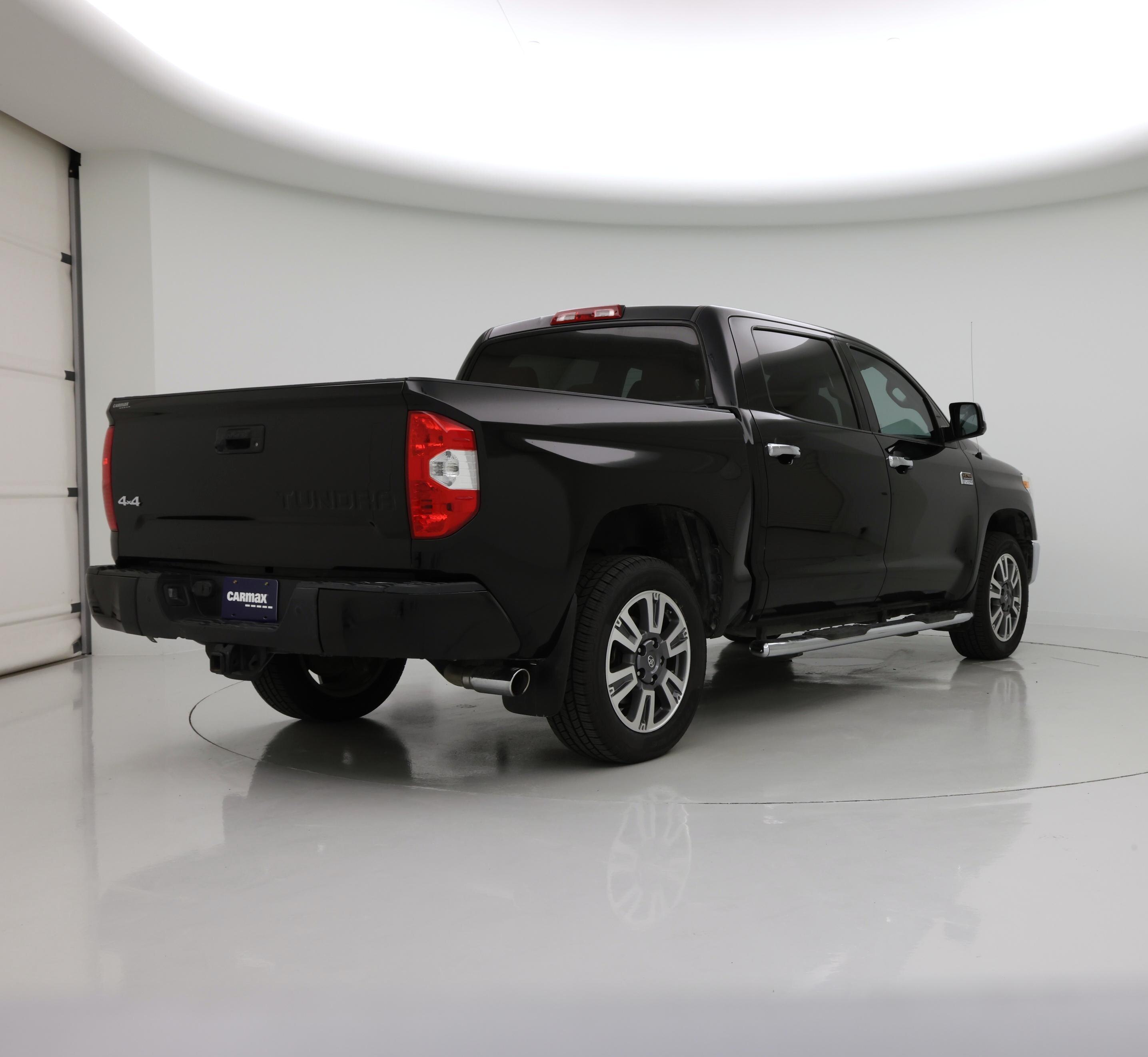 Thumbnail: 2019 Toyota Tundra - 8