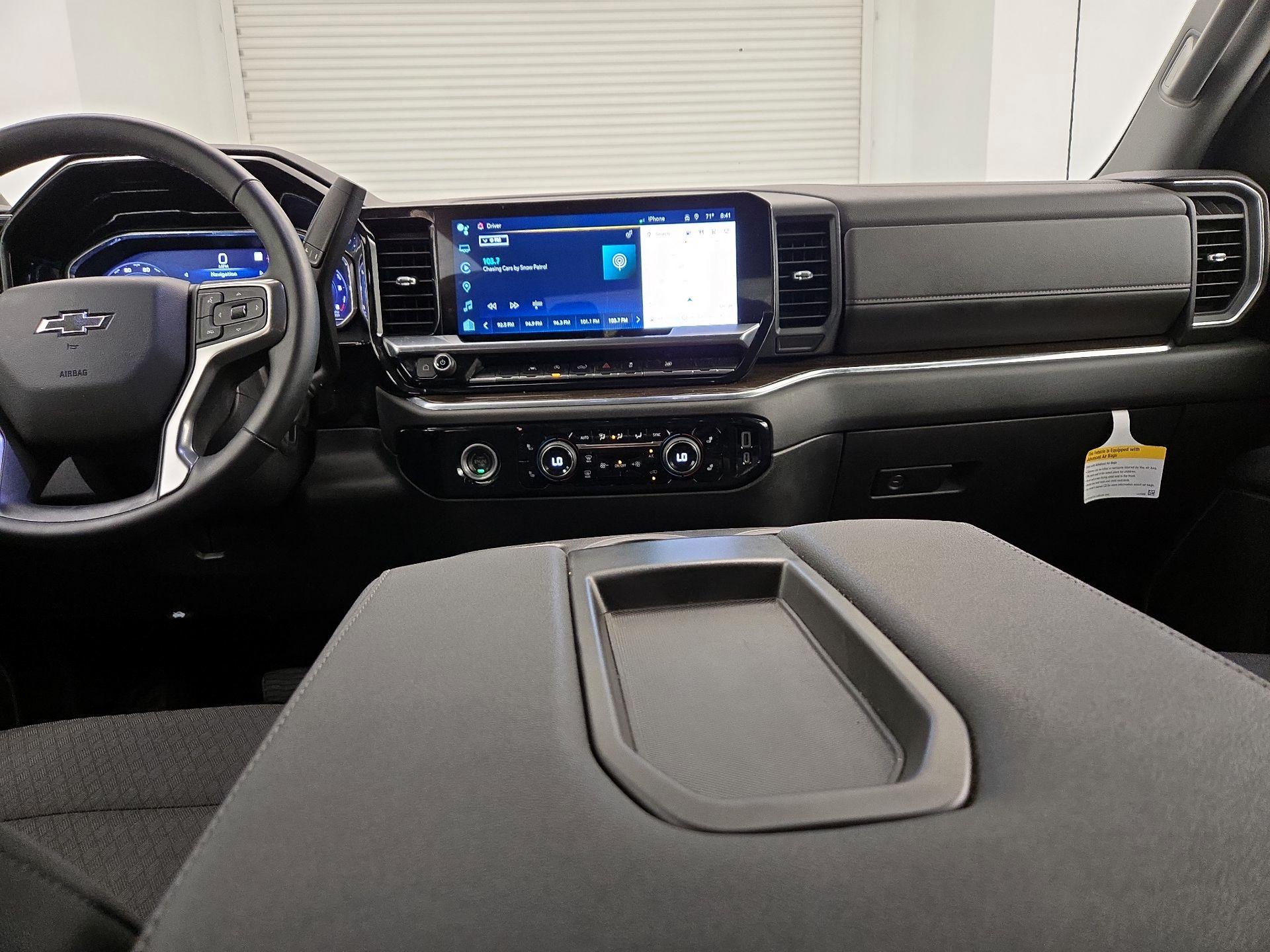 Thumbnail: 2023 Chevrolet Silverado 1500 - 9