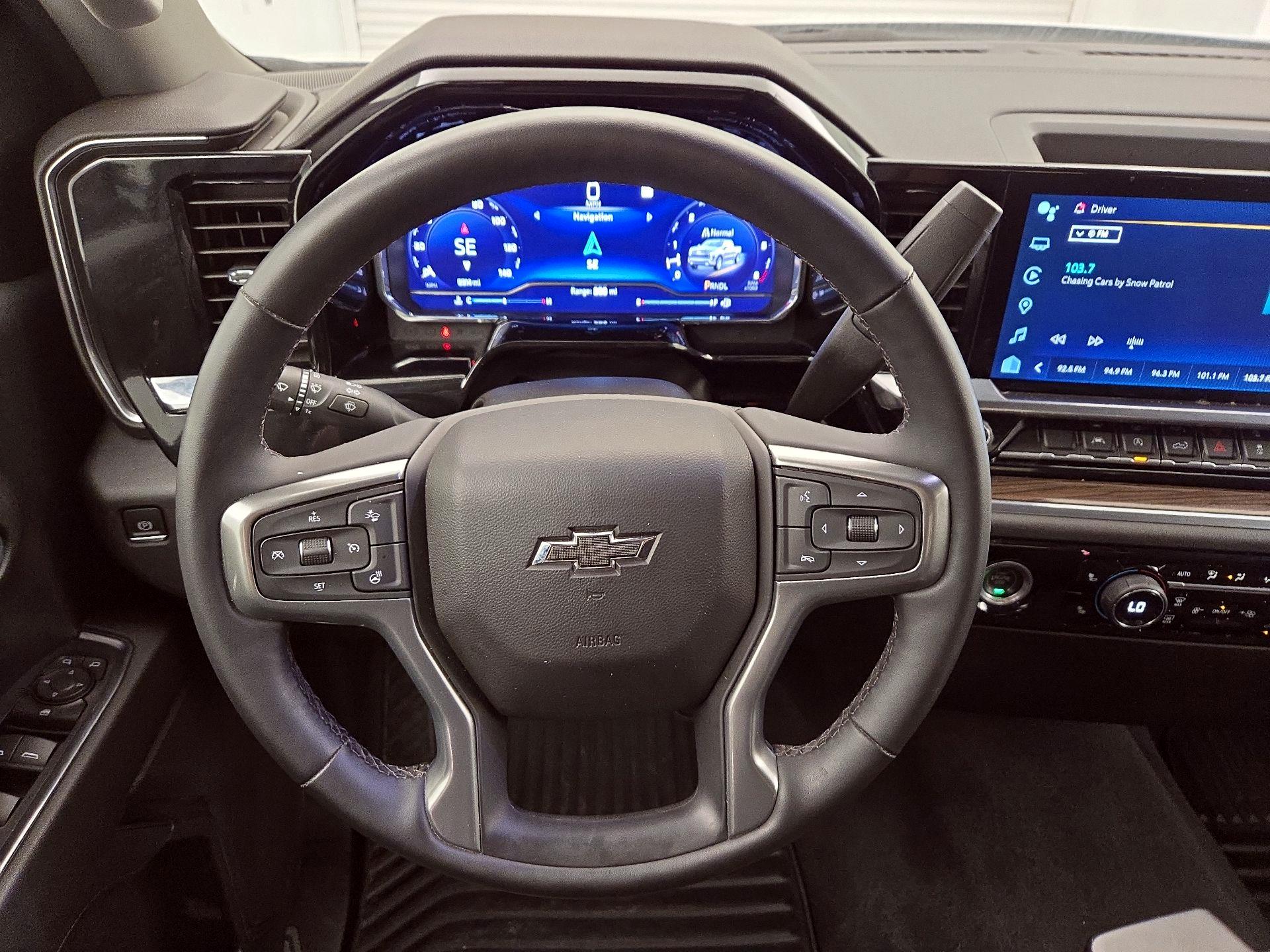 Thumbnail: 2023 Chevrolet Silverado 1500 - 10