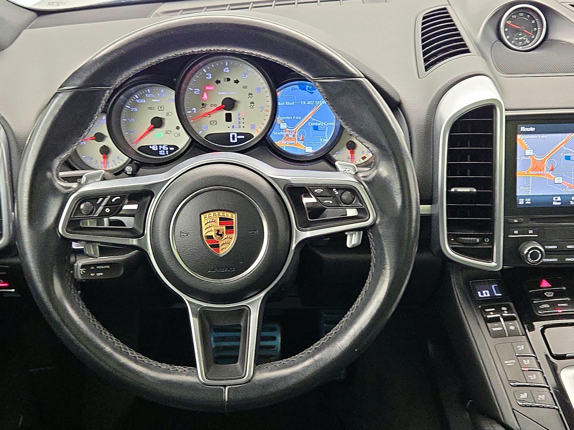 Thumbnail: 2017 Porsche Cayenne - 10