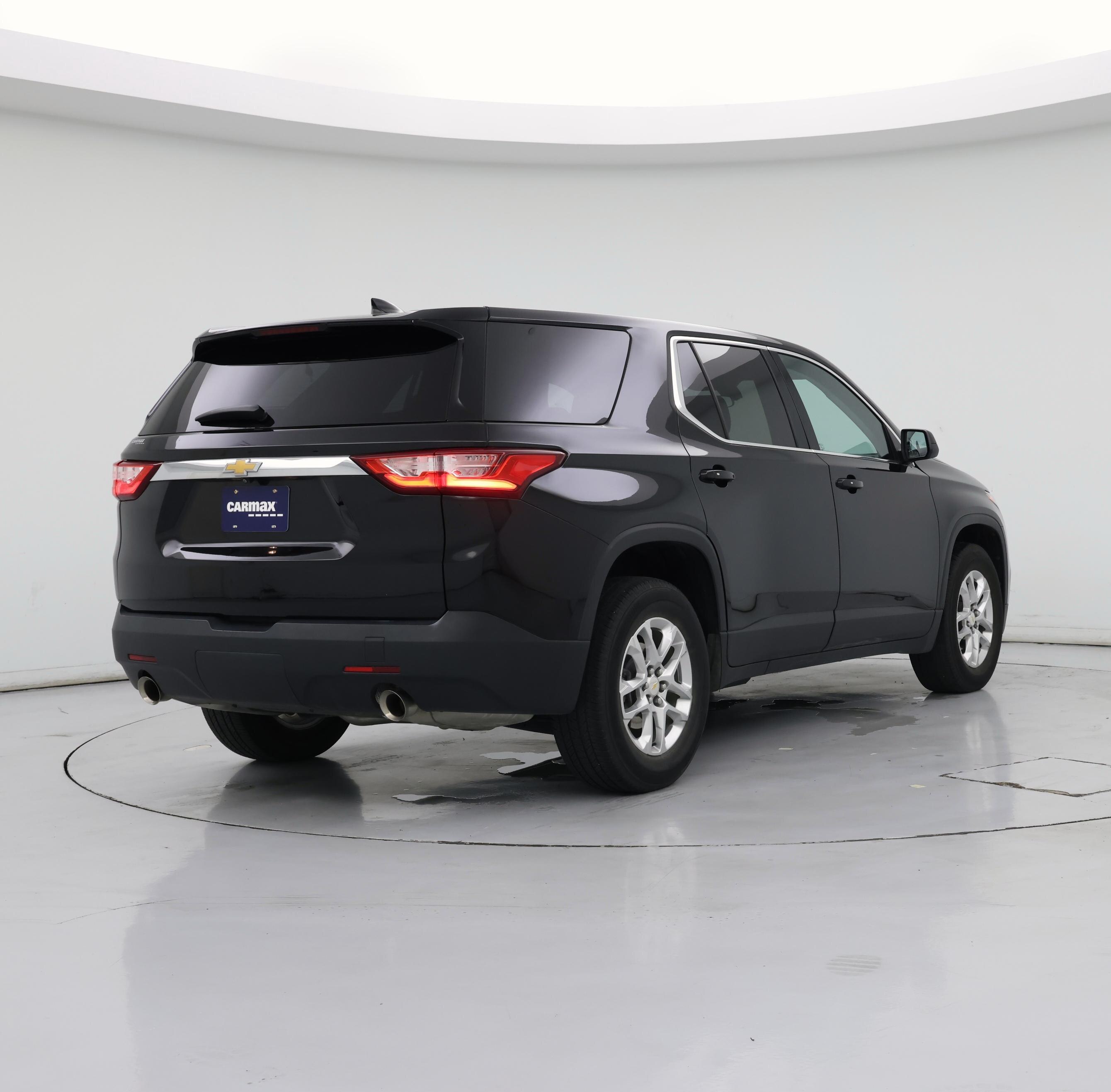 Thumbnail: 2021 Chevrolet Traverse - 8