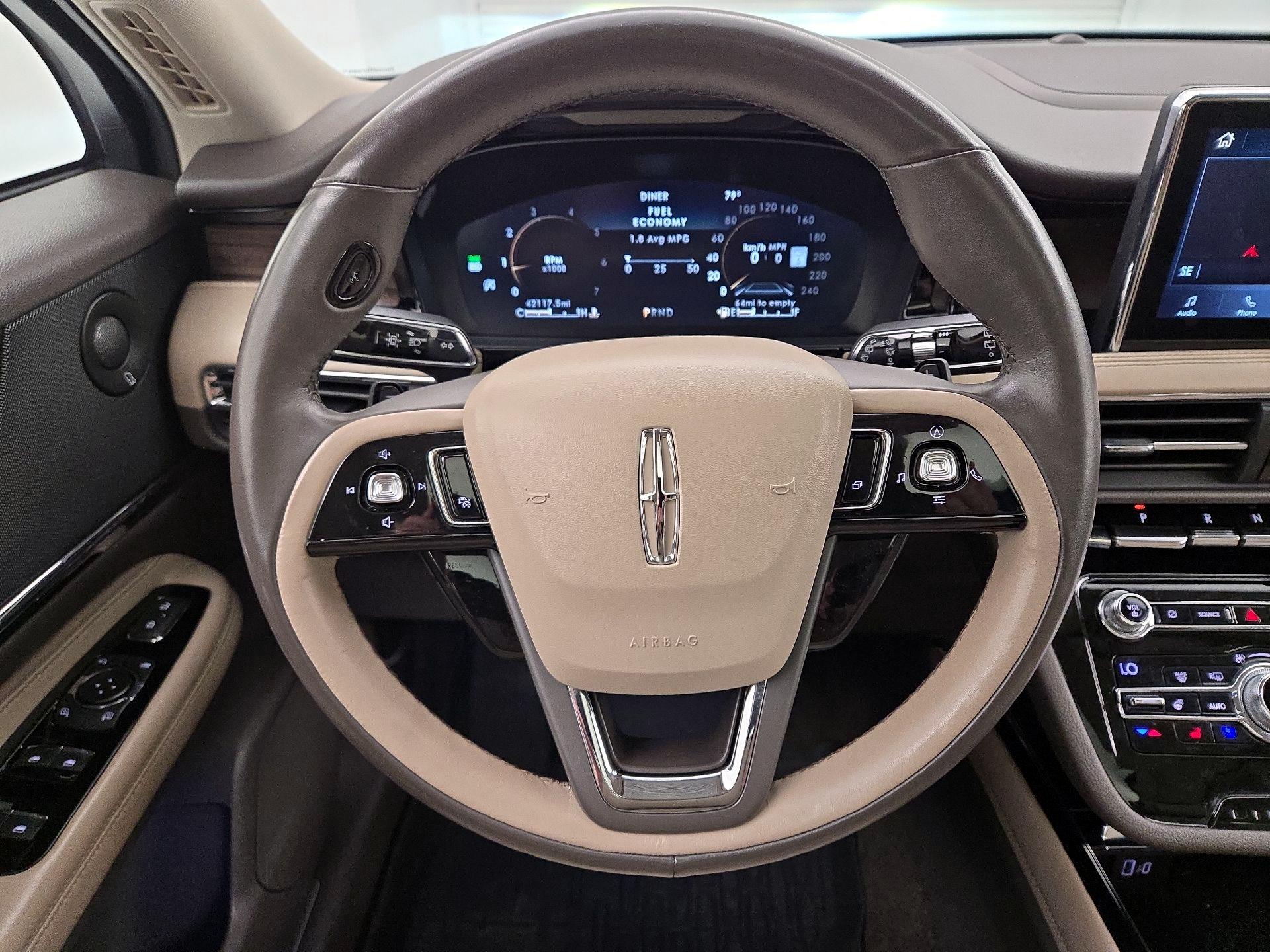 Thumbnail: 2020 Lincoln Corsair - 10