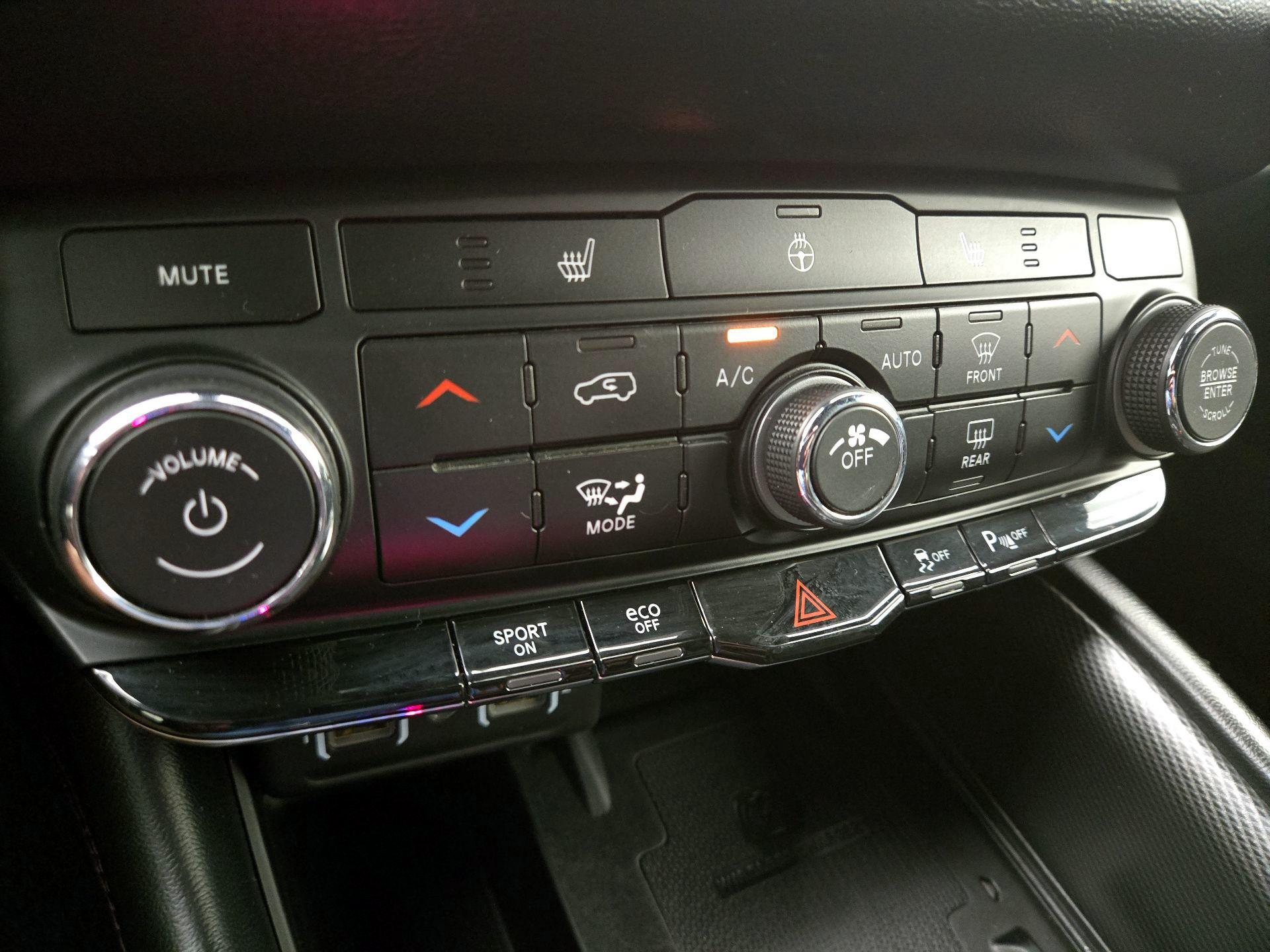 Thumbnail: 2021 Dodge Durango - 15
