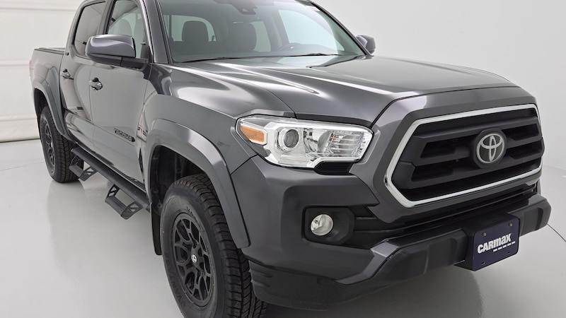 2022 Toyota Tacoma SR5 Hero Image