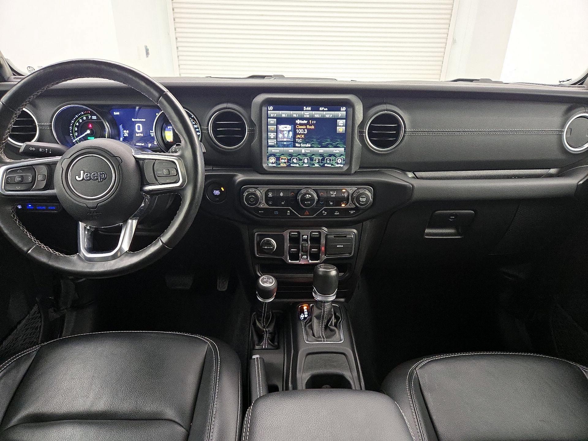 Thumbnail: 2022 Jeep Wrangler - 8