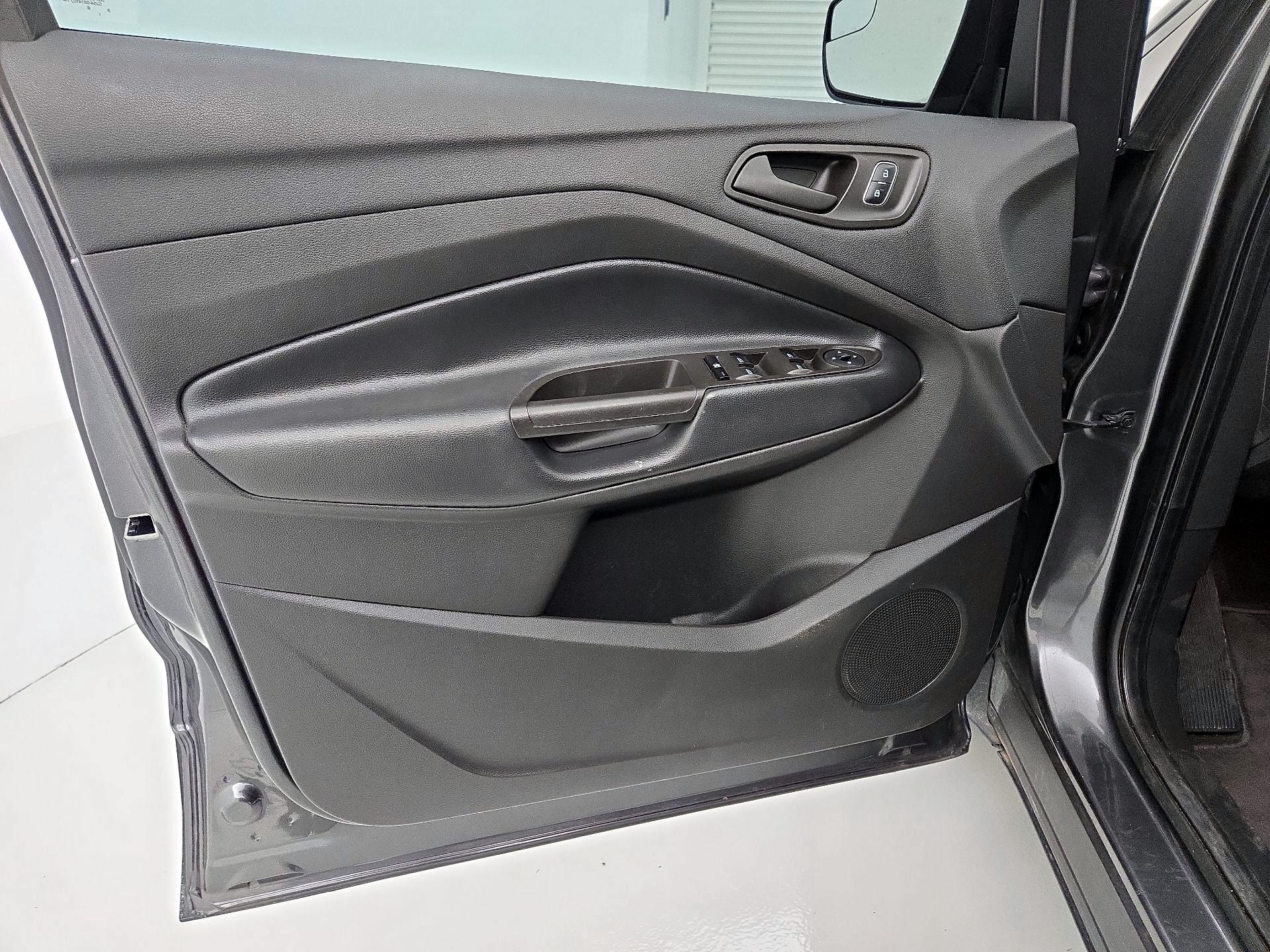 Thumbnail: 2019 Ford Escape - 12