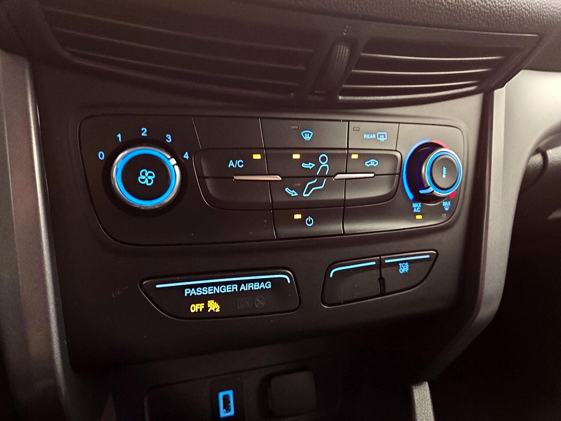 Thumbnail: 2019 Ford Escape - 16