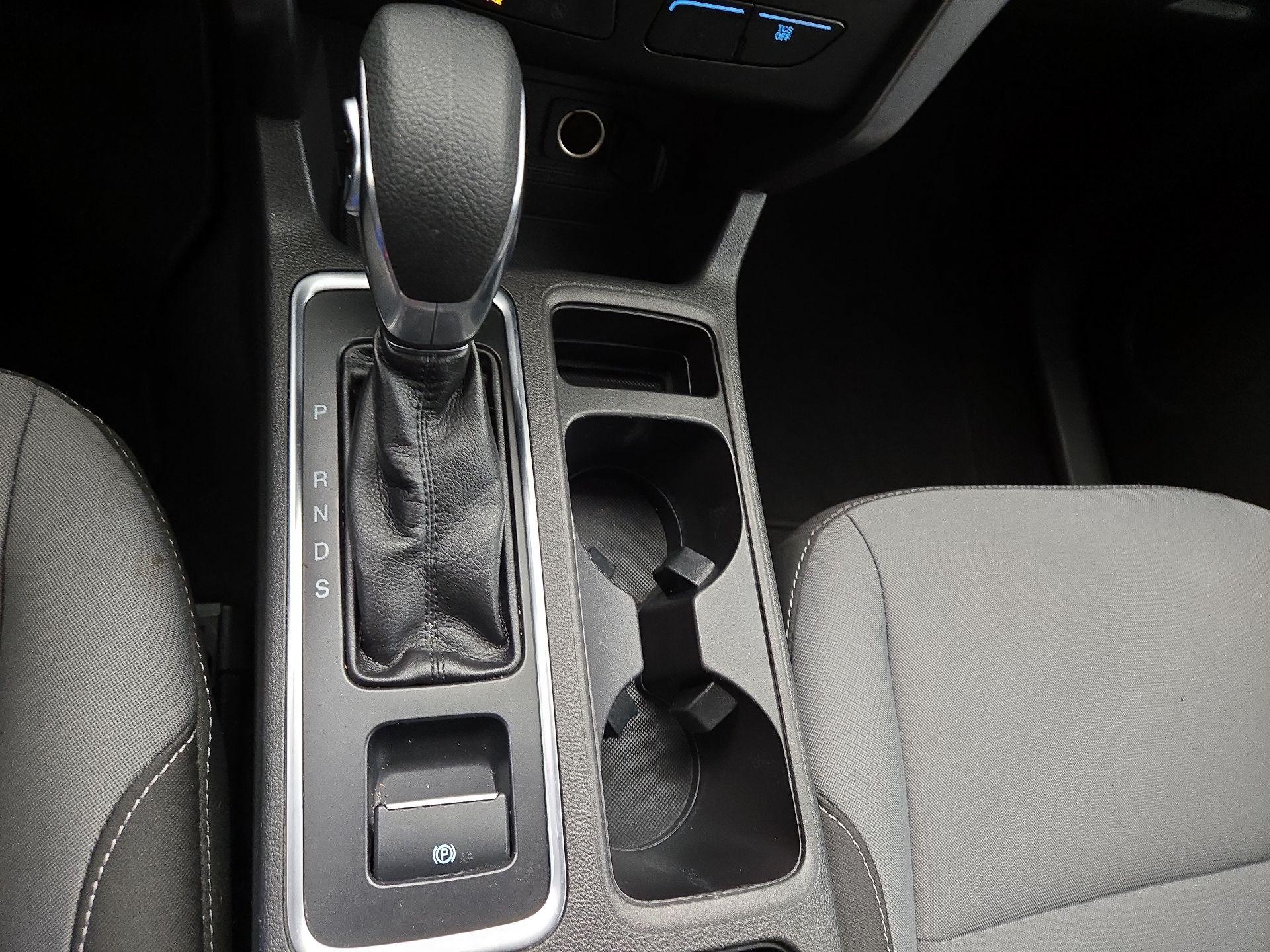 Thumbnail: 2019 Ford Escape - 17
