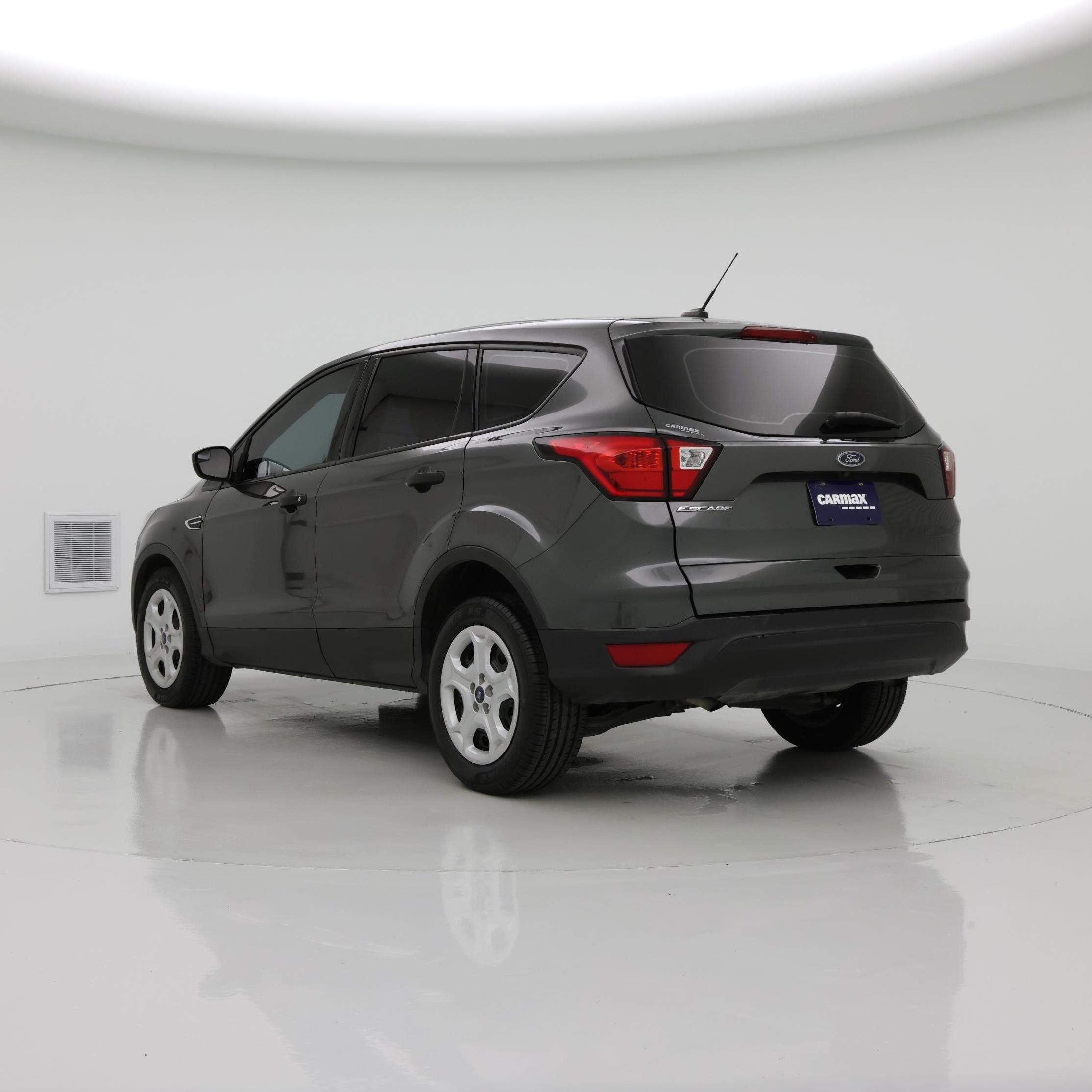 Thumbnail: 2019 Ford Escape - 2