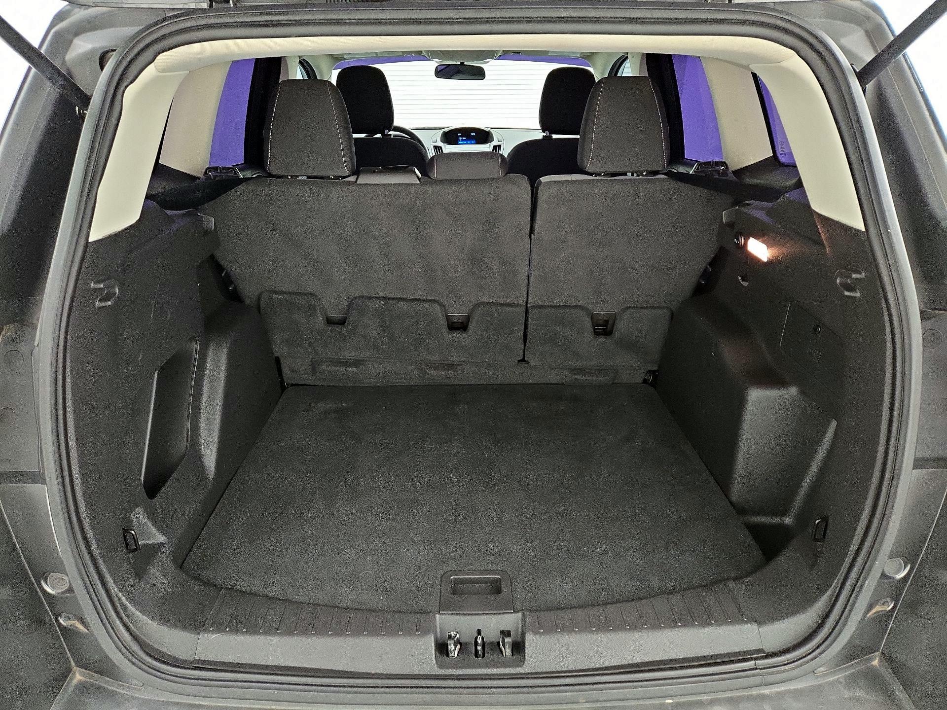 Thumbnail: 2019 Ford Escape - 20