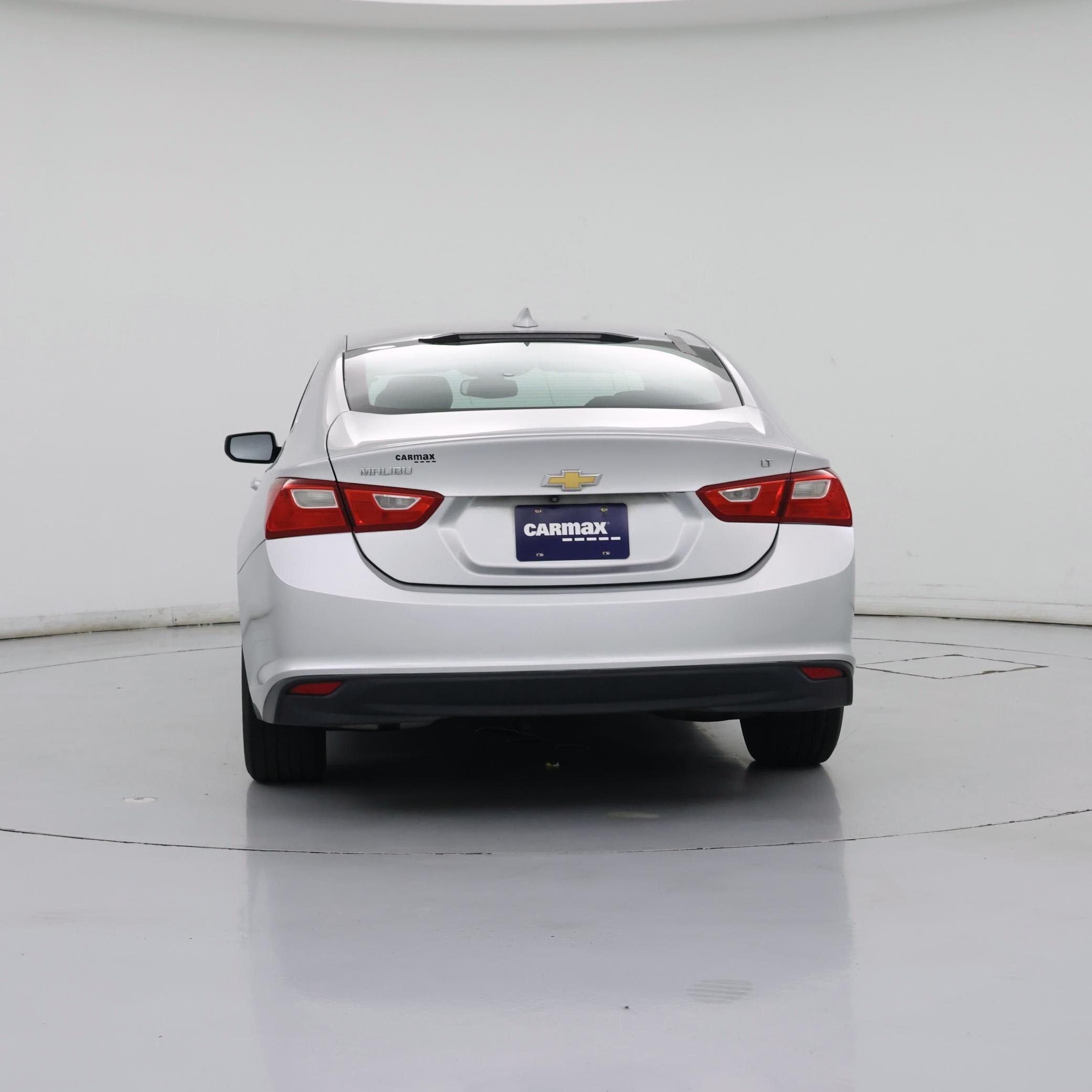 Thumbnail: 2016 Chevrolet Malibu - 6