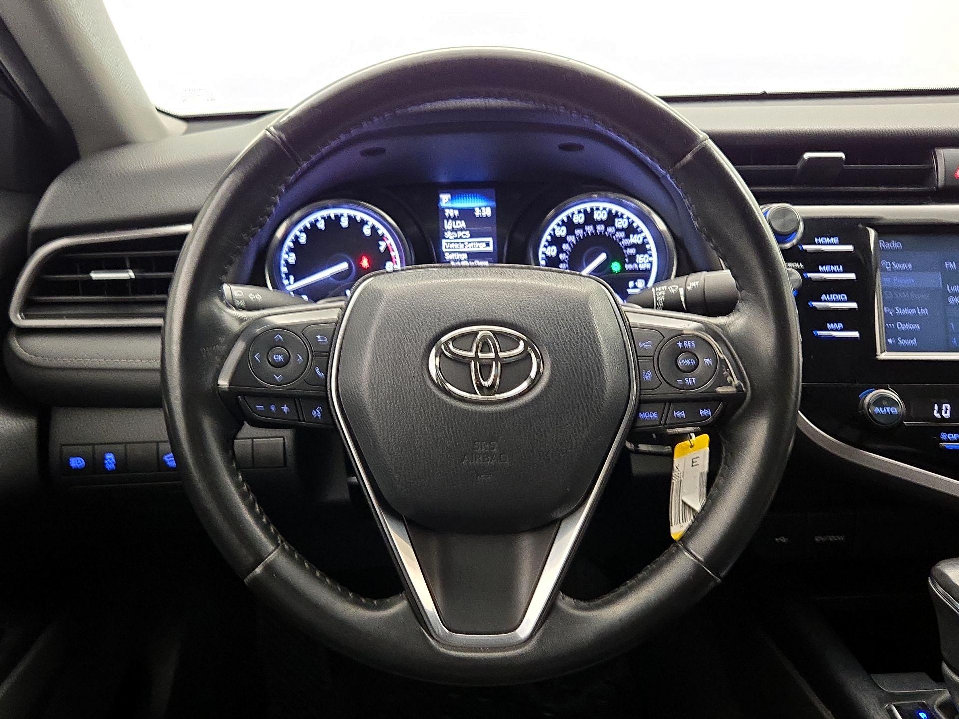 Thumbnail: 2020 Toyota Camry - 10
