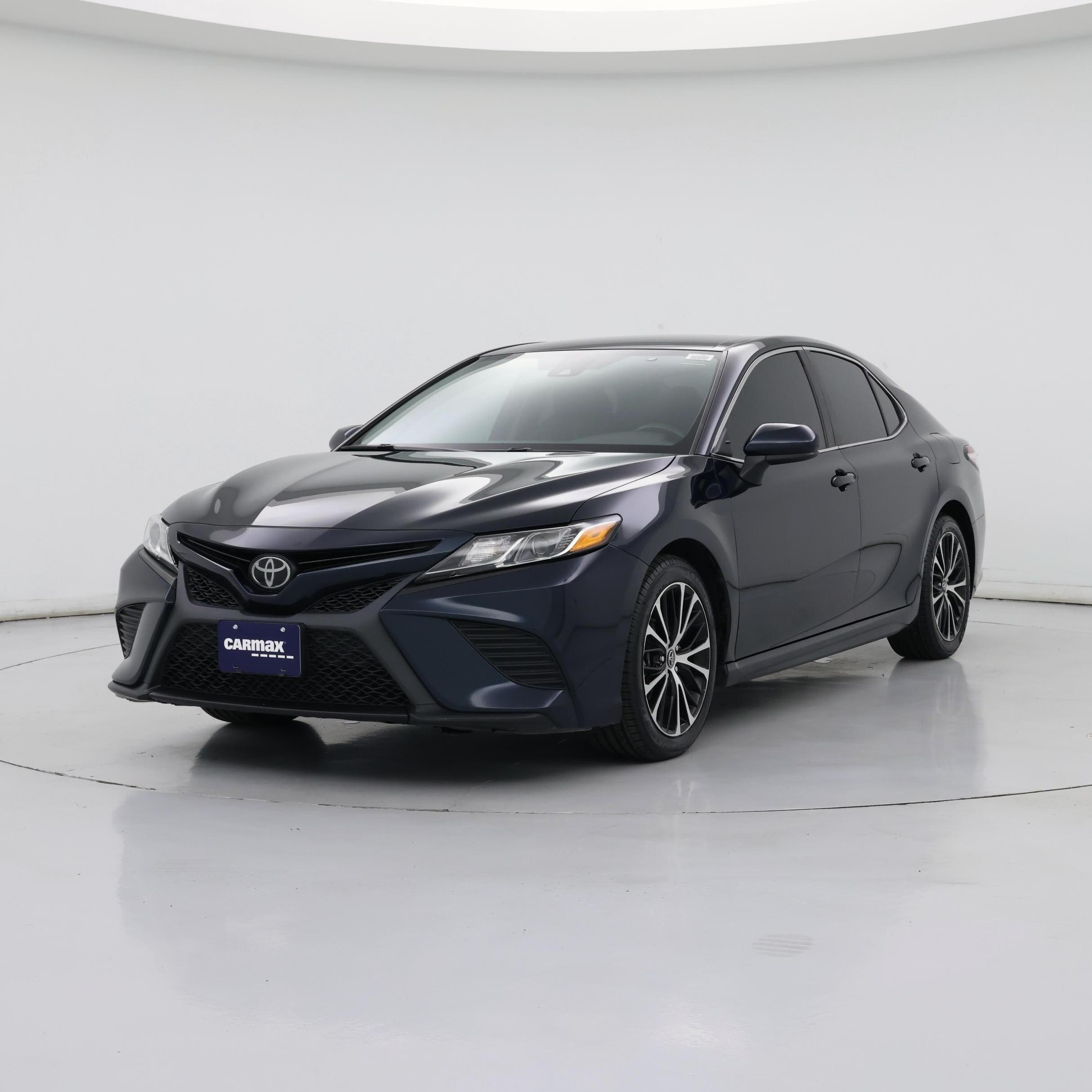 Thumbnail: 2020 Toyota Camry - 4