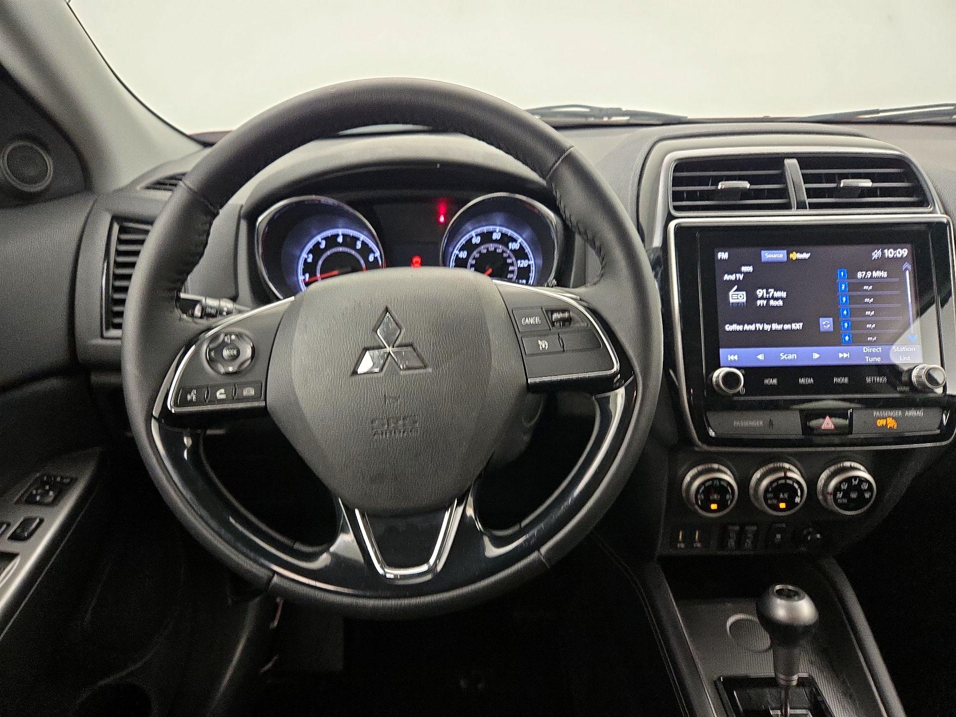 Thumbnail: 2020 Mitsubishi Outlander Sport - 10
