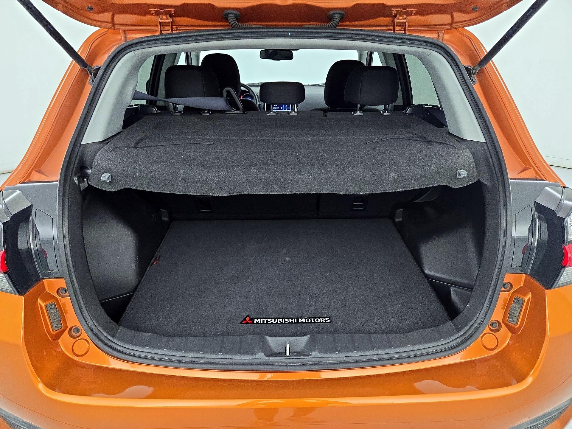 Thumbnail: 2020 Mitsubishi Outlander Sport - 20