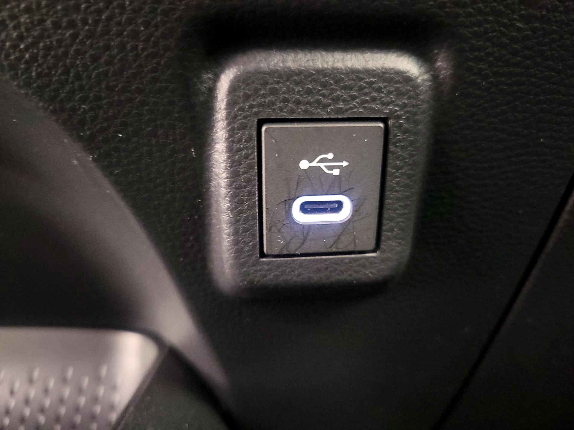 Thumbnail: 2023 Toyota Corolla - 18