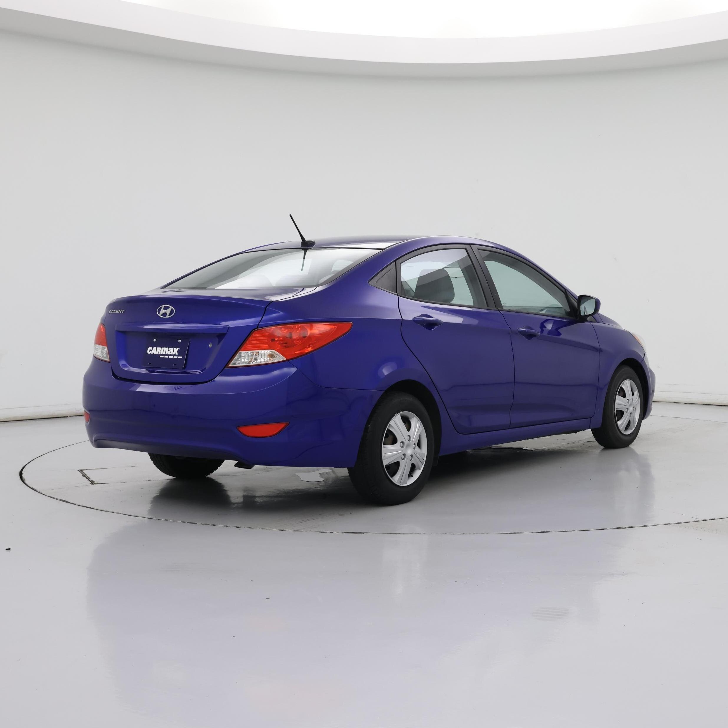 Thumbnail: 2013 Hyundai Accent - 8