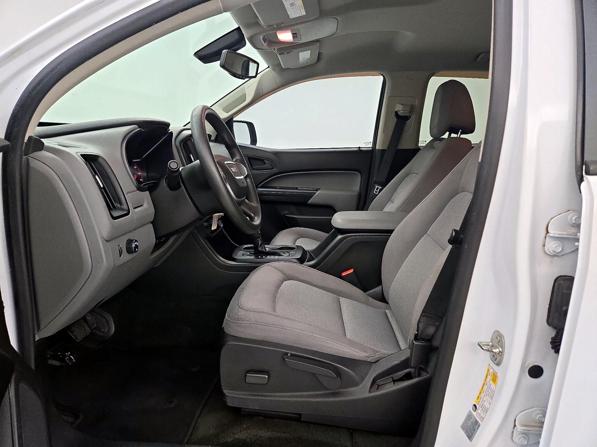 Thumbnail: 2015 GMC Canyon - 11