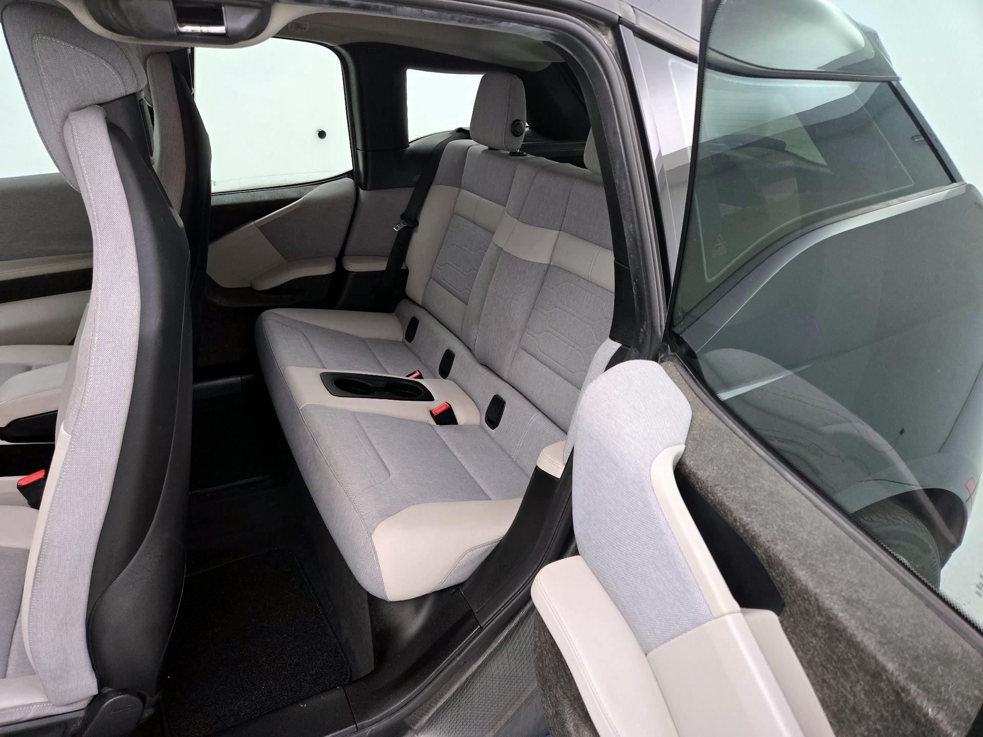 Thumbnail: 2015 BMW i3 - 20