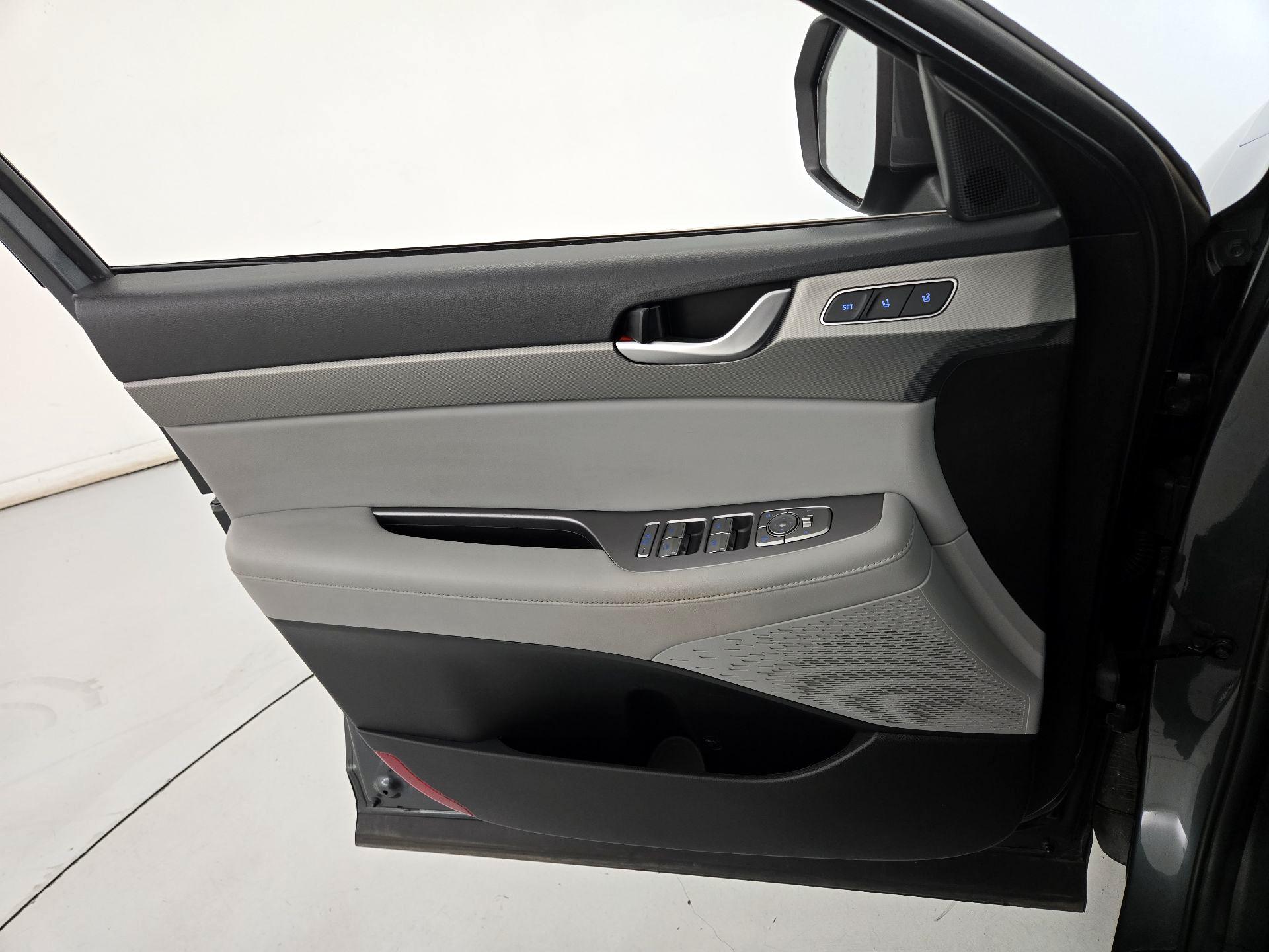 Thumbnail: 2022 Hyundai Palisade - 12