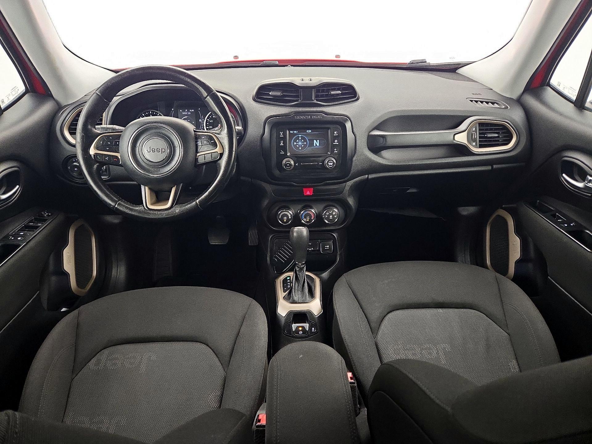Thumbnail: 2016 Jeep Renegade - 9