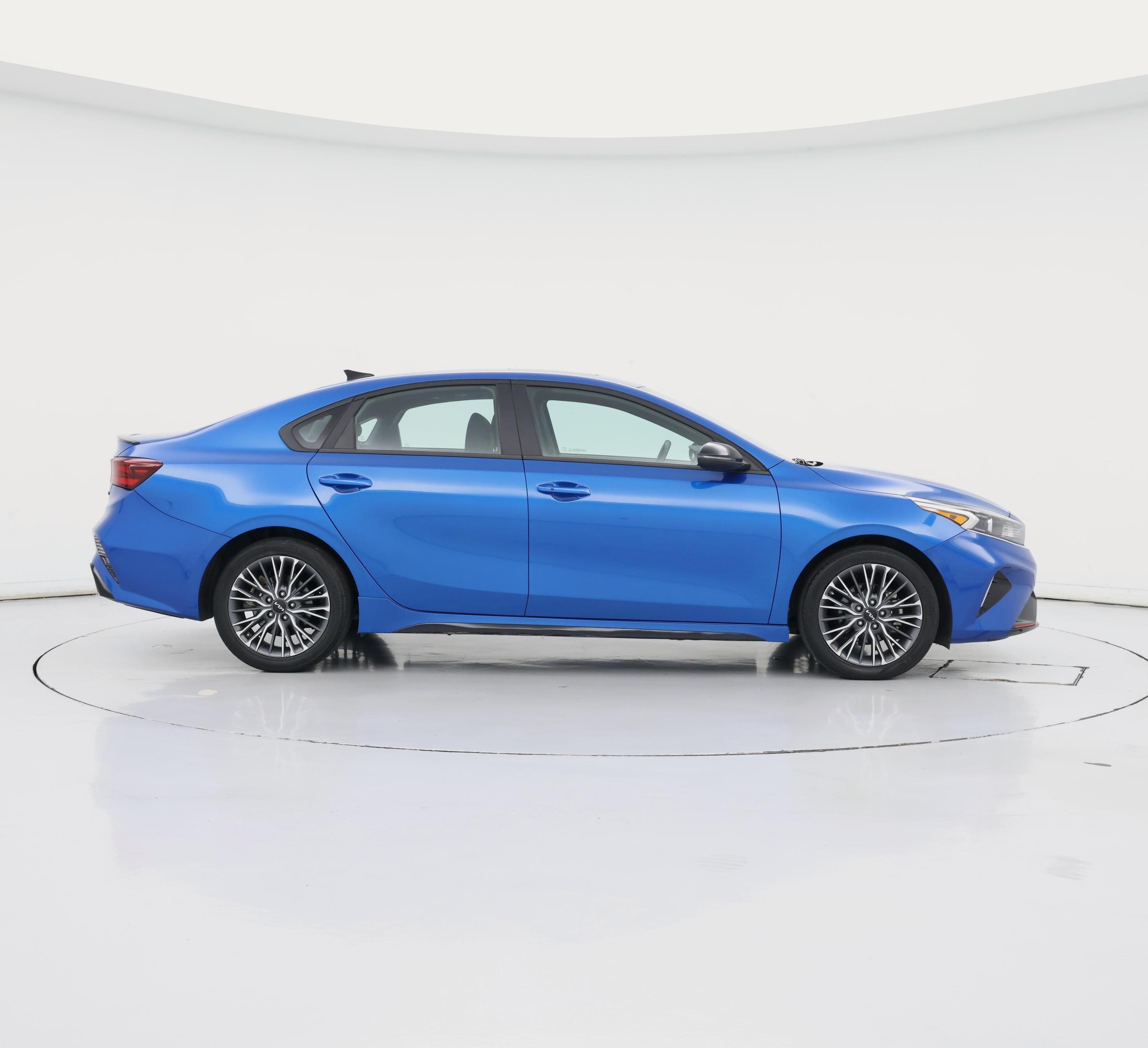 Thumbnail: 2023 Kia Forte - 7