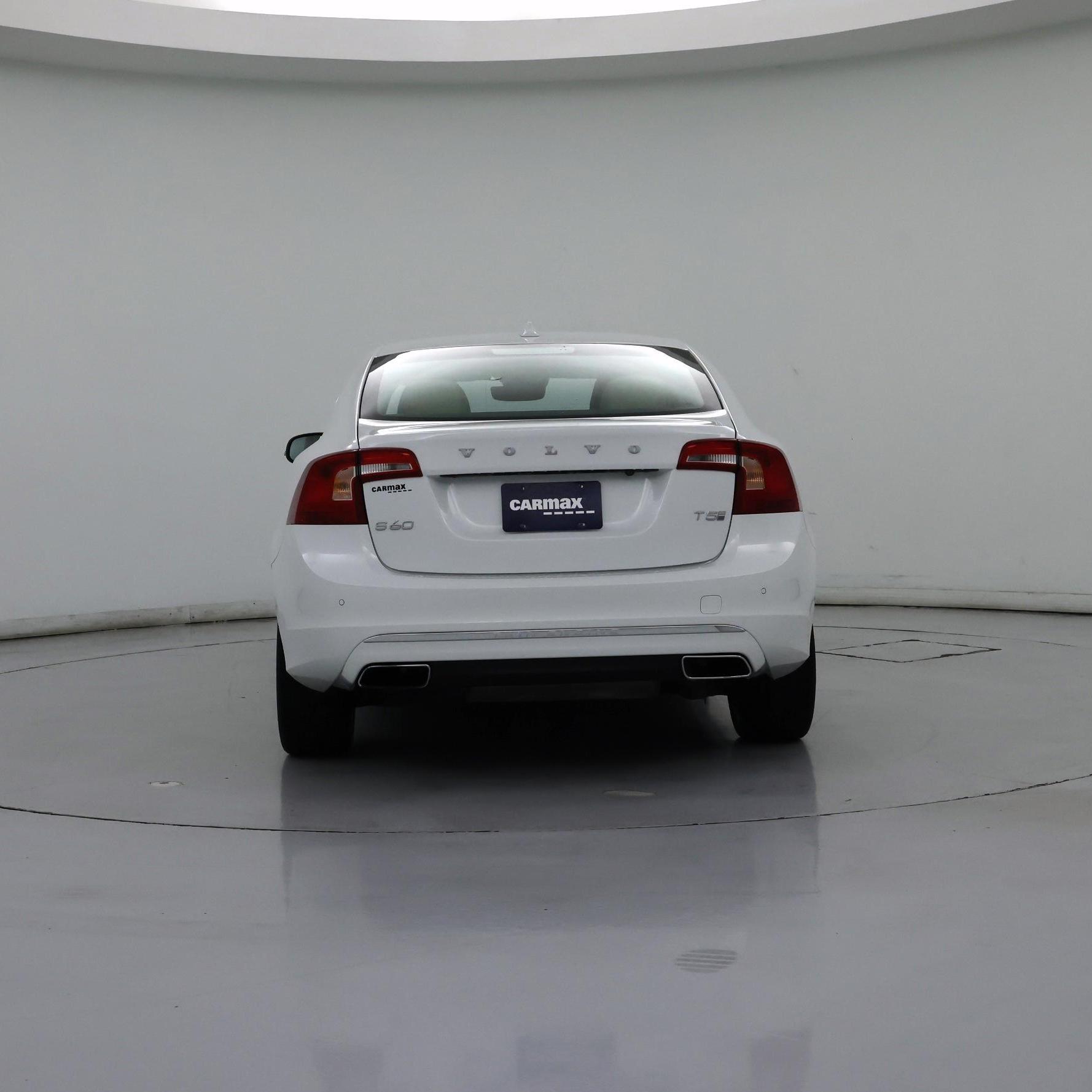 Thumbnail: 2016 Volvo S60 - 6