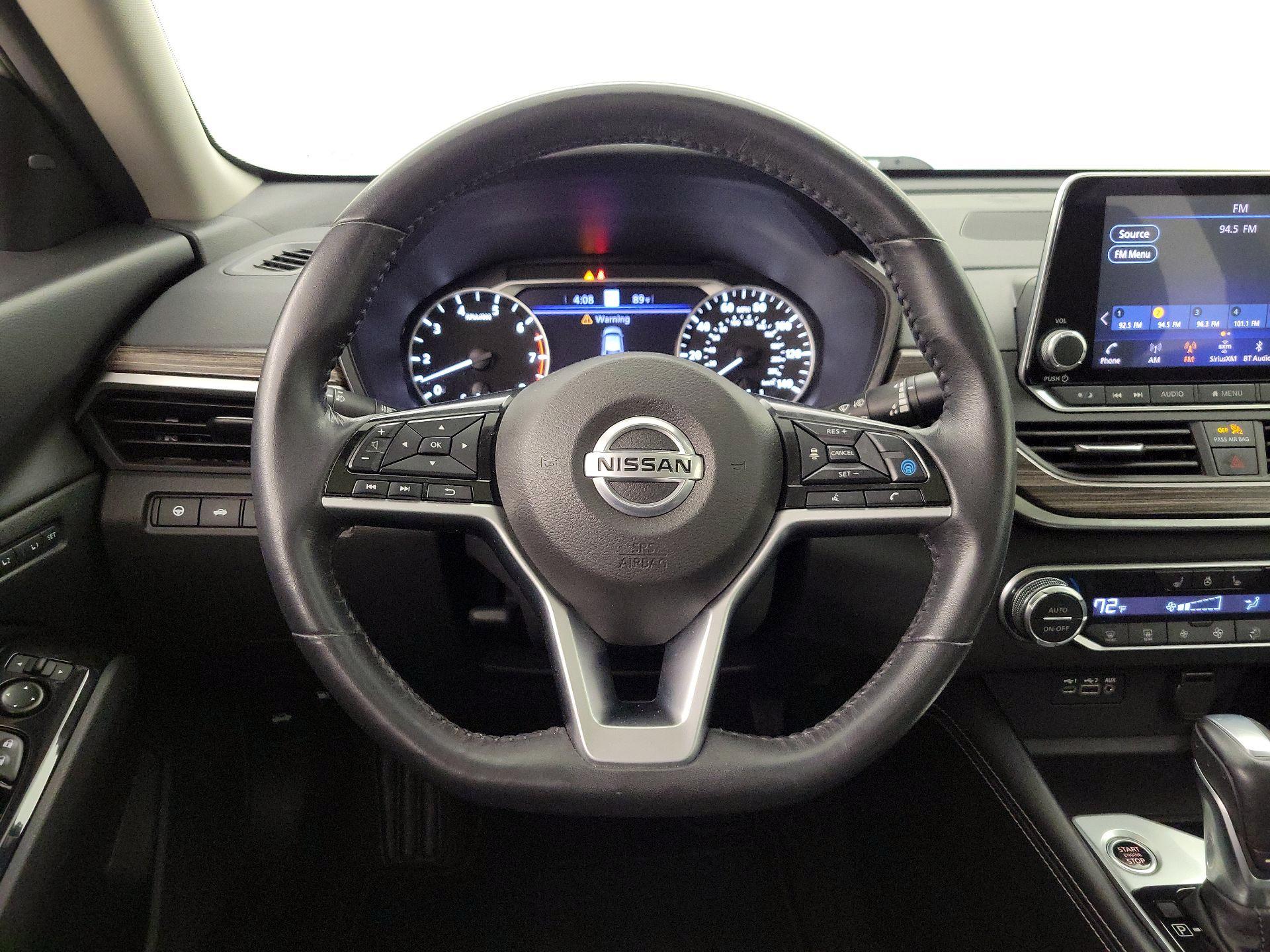 Thumbnail: 2021 Nissan Altima - 10