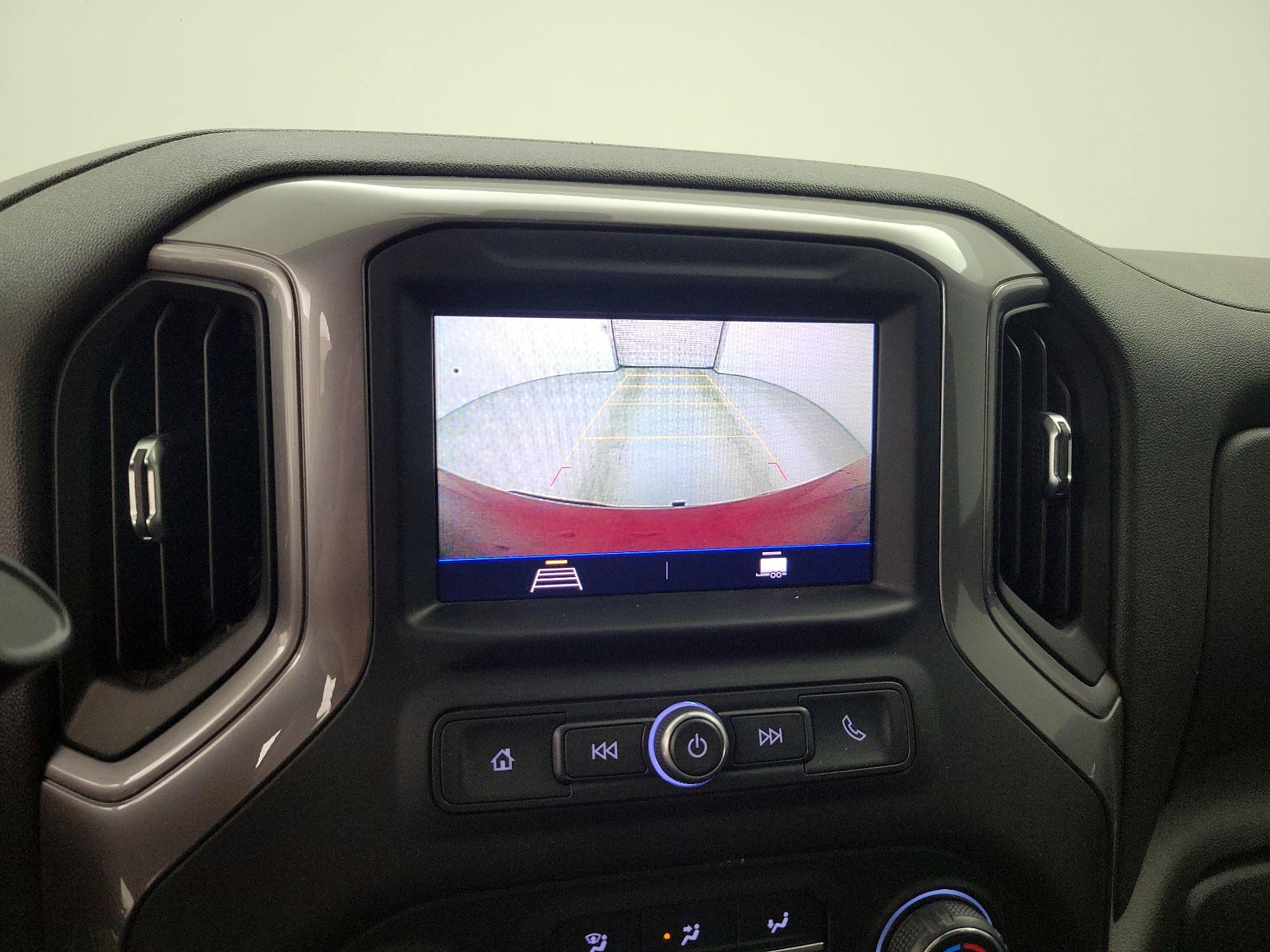 Thumbnail: 2021 Chevrolet Silverado 1500 - 14