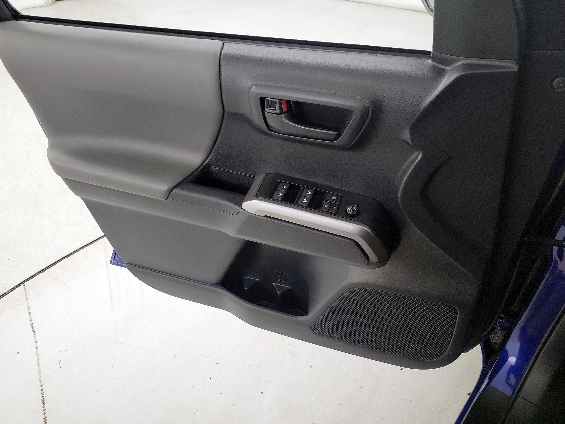 Thumbnail: 2023 Toyota Tacoma - 12