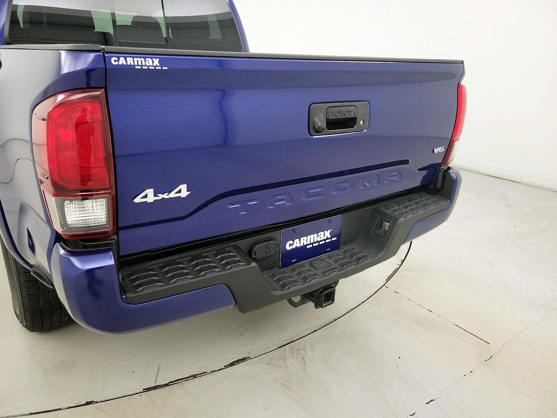 Thumbnail: 2023 Toyota Tacoma - 19