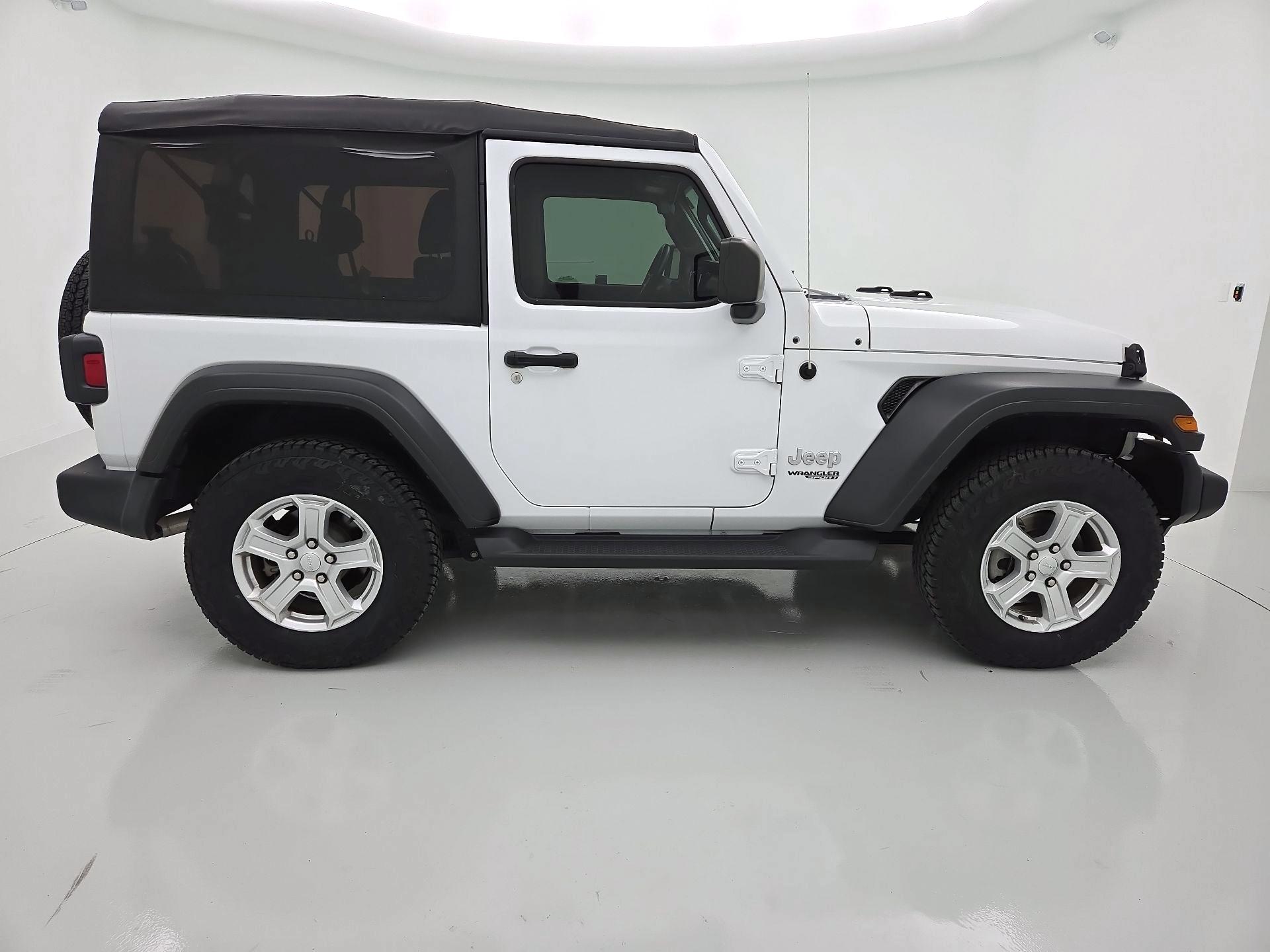Thumbnail: 2020 Jeep Wrangler - 4