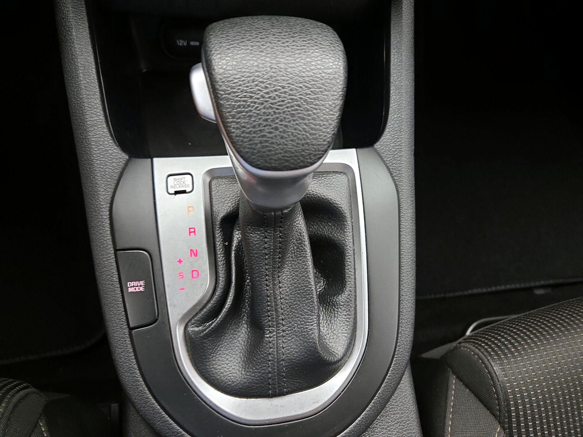 Thumbnail: 2019 Kia Forte - 17