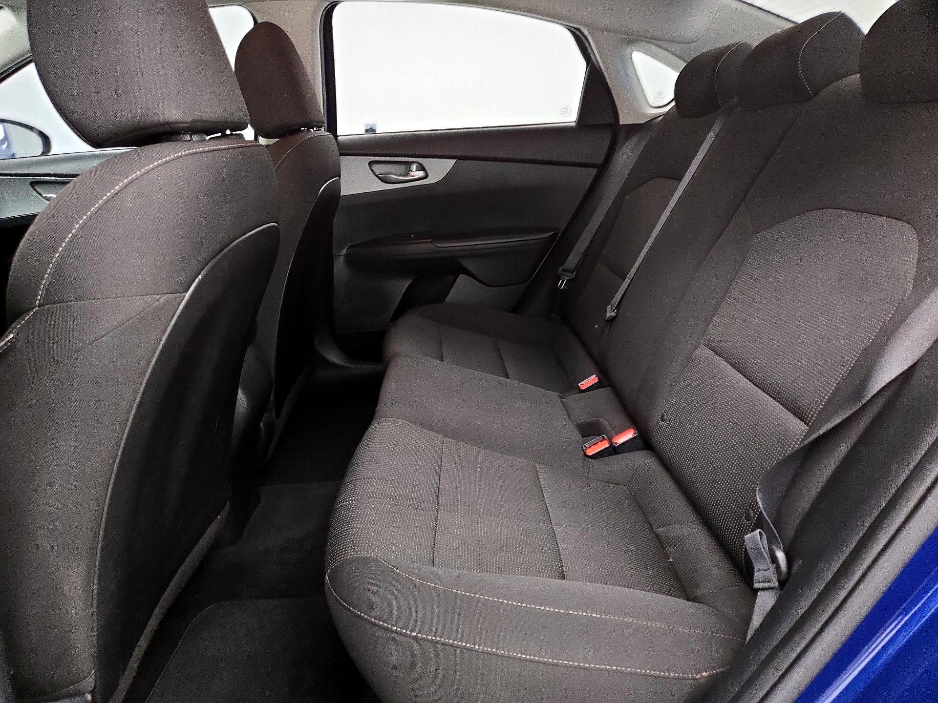 Thumbnail: 2019 Kia Forte - 19