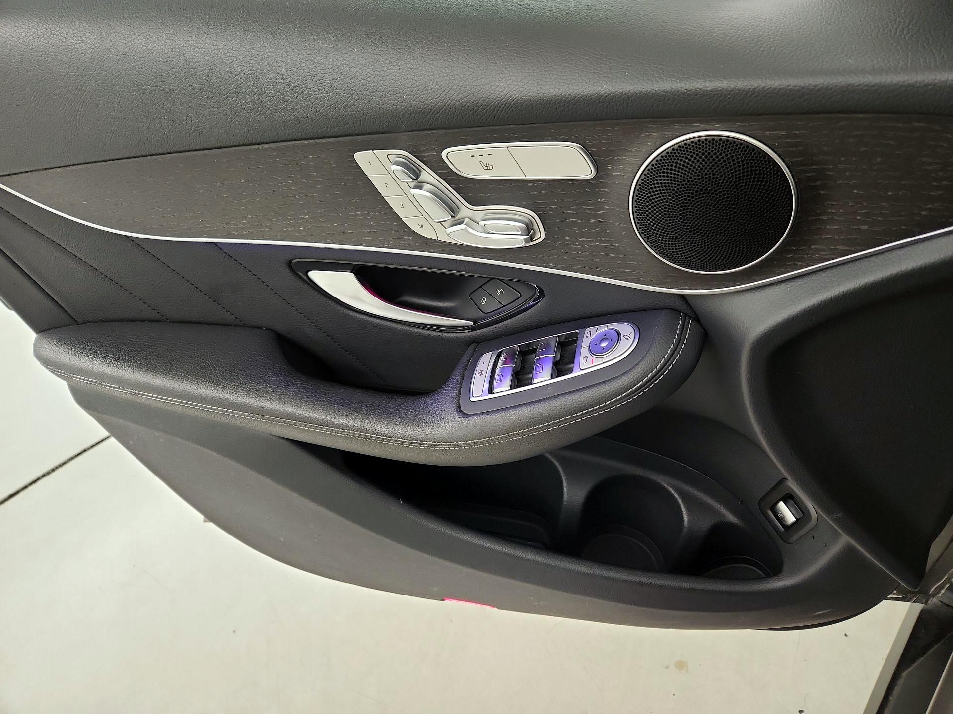 Thumbnail: 2020 Mercedes-Benz GLC - 12