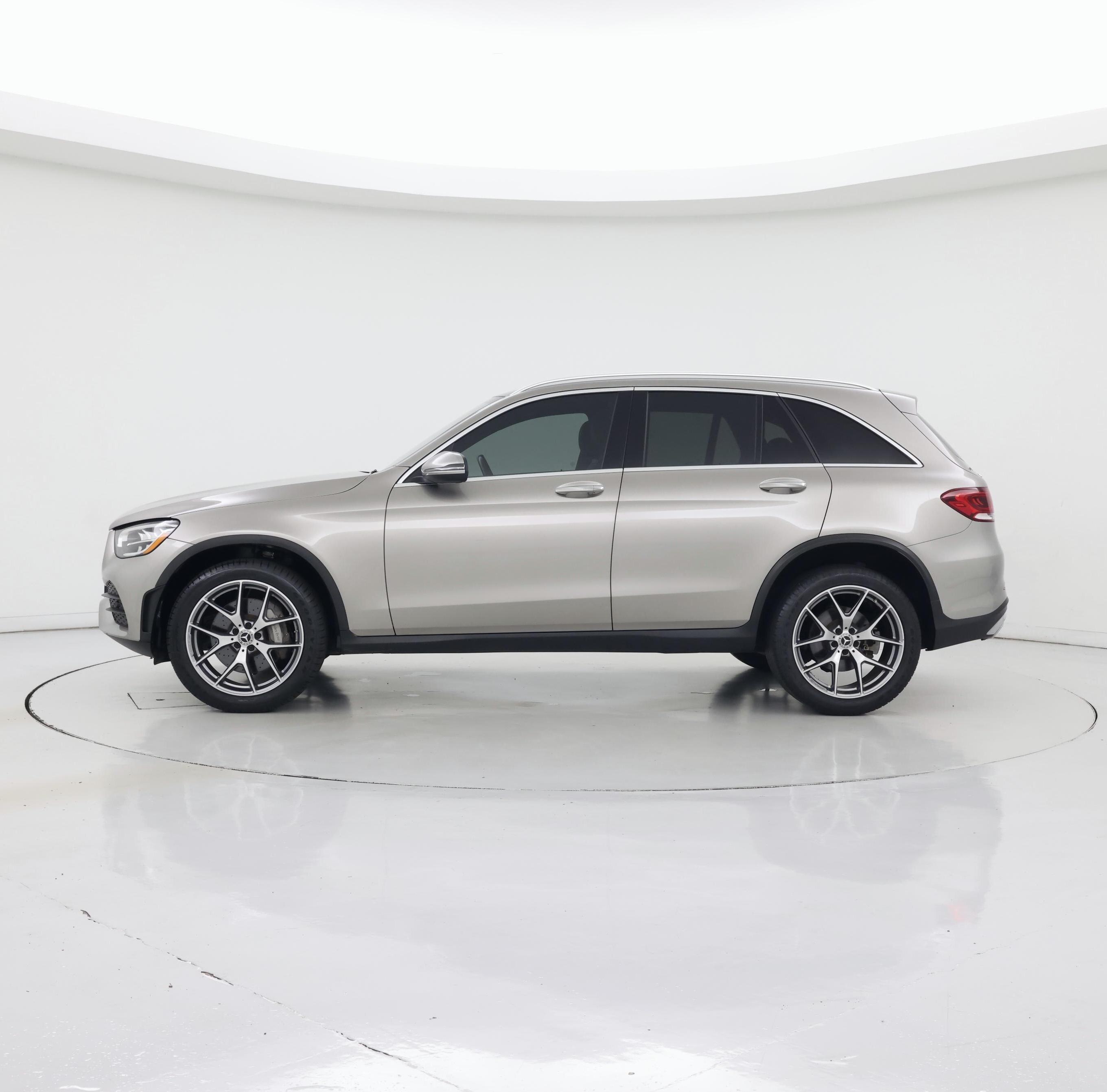 Thumbnail: 2020 Mercedes-Benz GLC - 3
