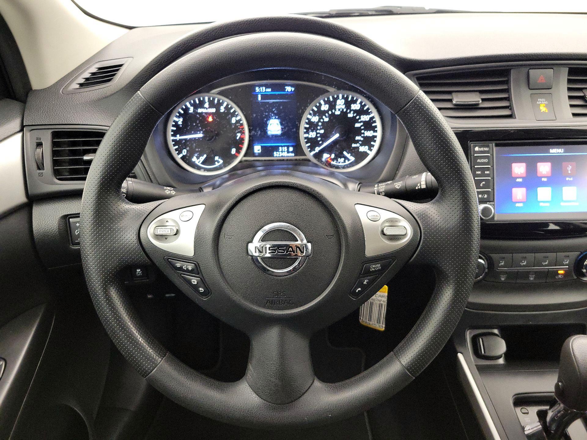 Thumbnail: 2019 Nissan Sentra - 10
