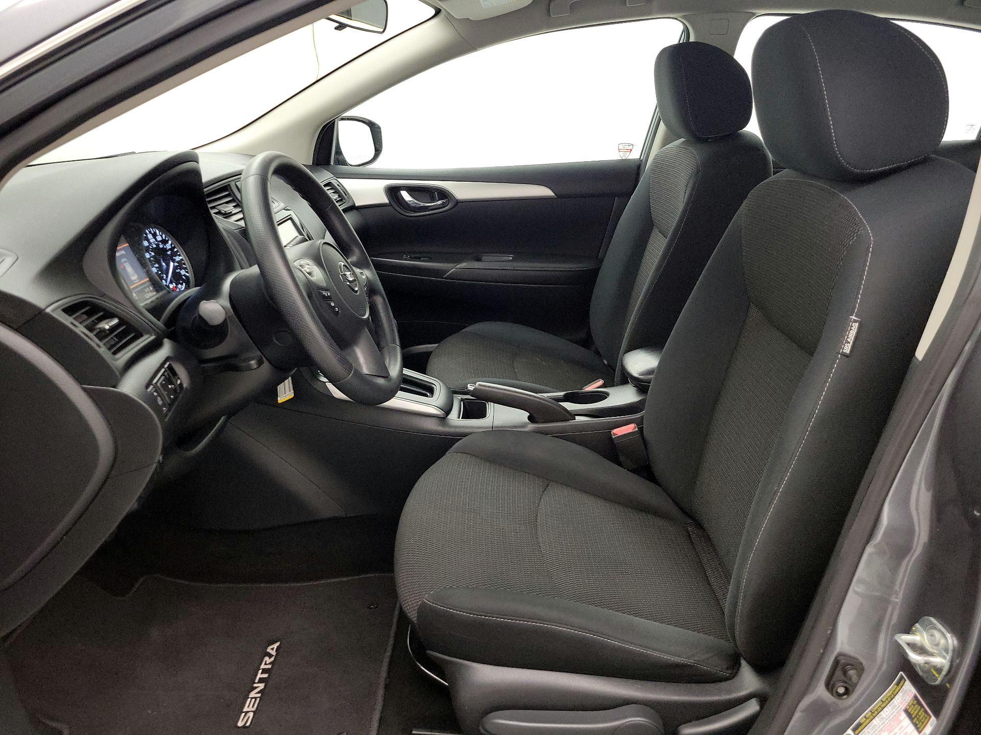 Thumbnail: 2019 Nissan Sentra - 11