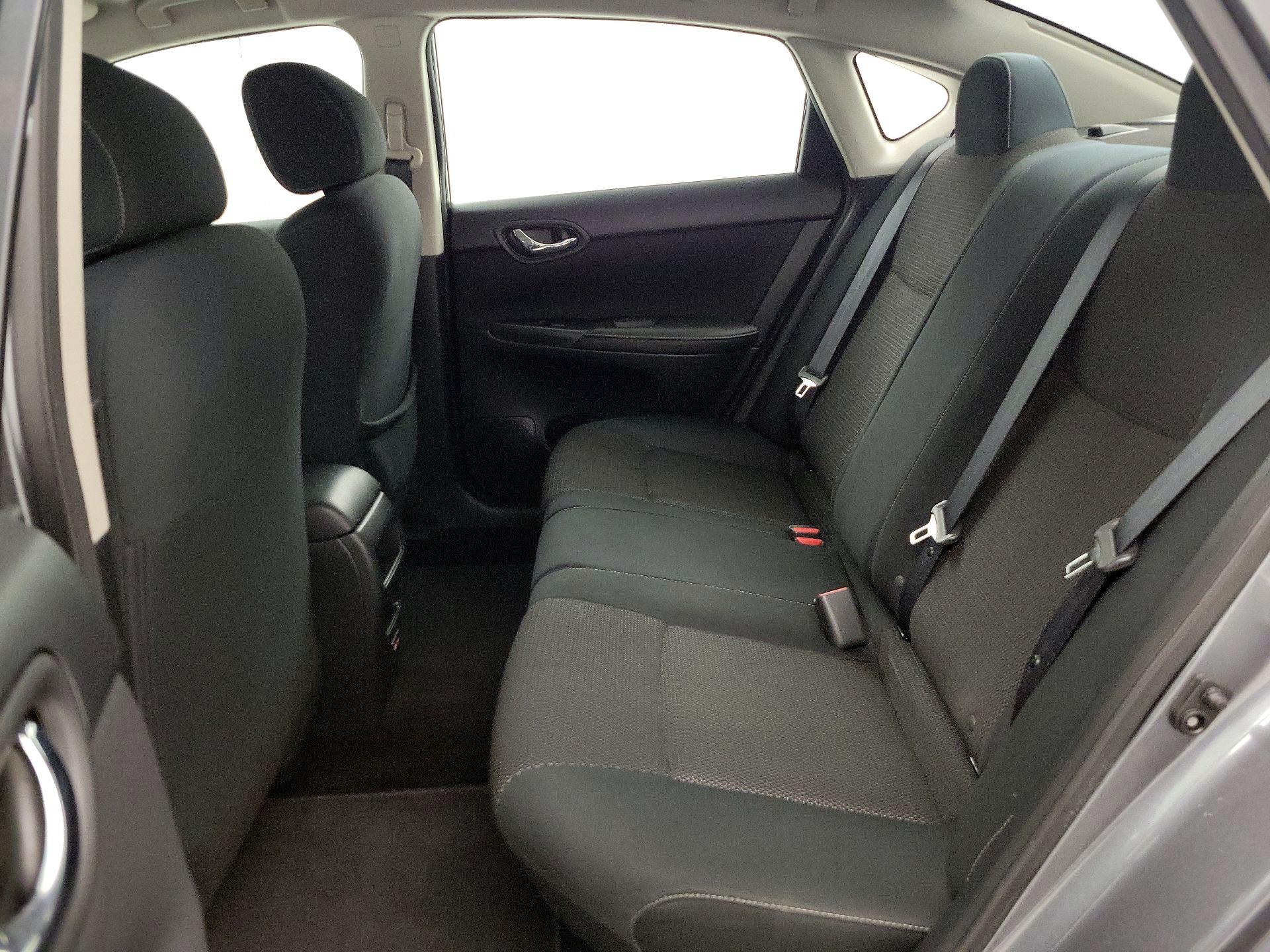 Thumbnail: 2019 Nissan Sentra - 19