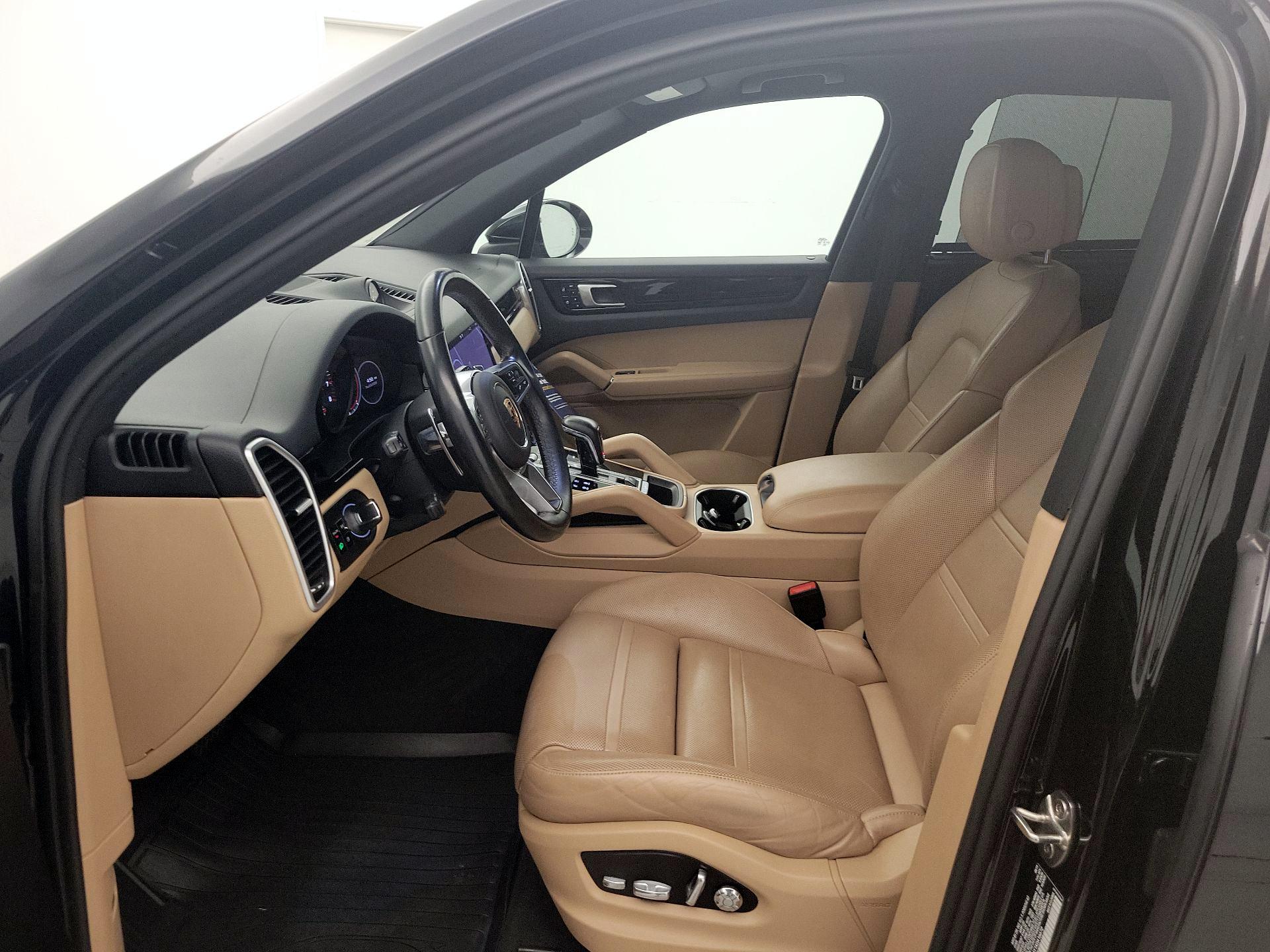 Thumbnail: 2019 Porsche Cayenne - 11