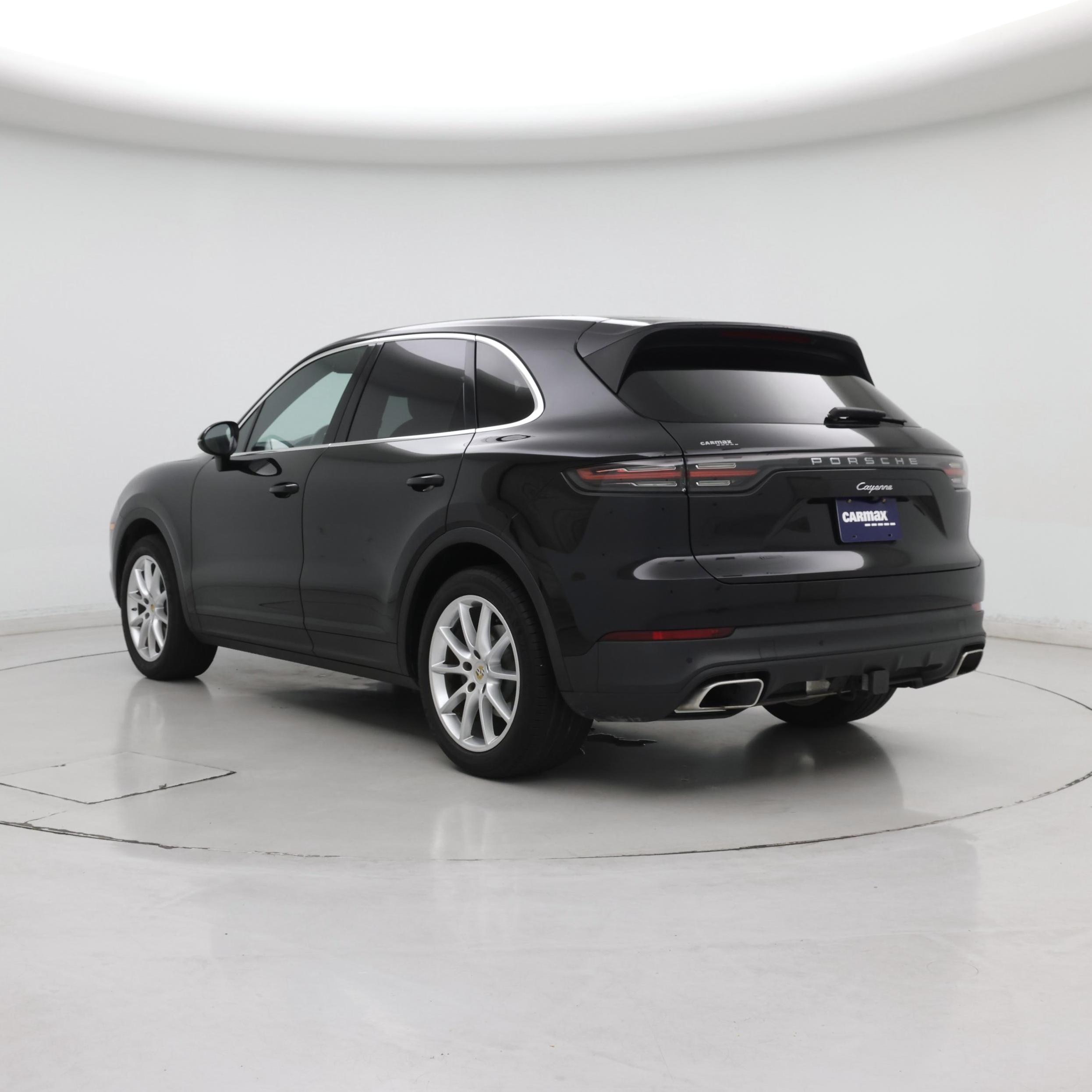 Thumbnail: 2019 Porsche Cayenne - 2
