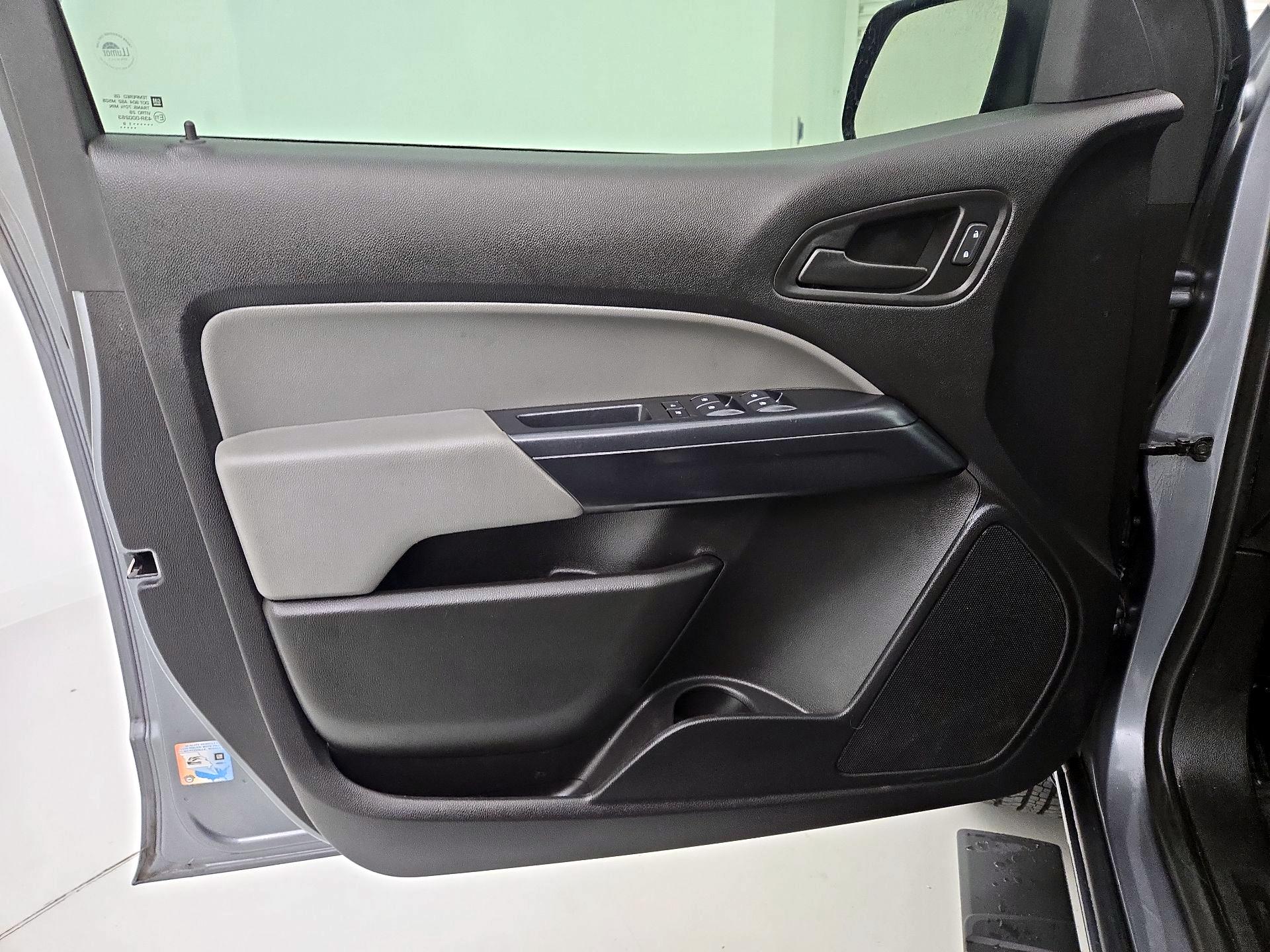 Thumbnail: 2019 Chevrolet Colorado - 12